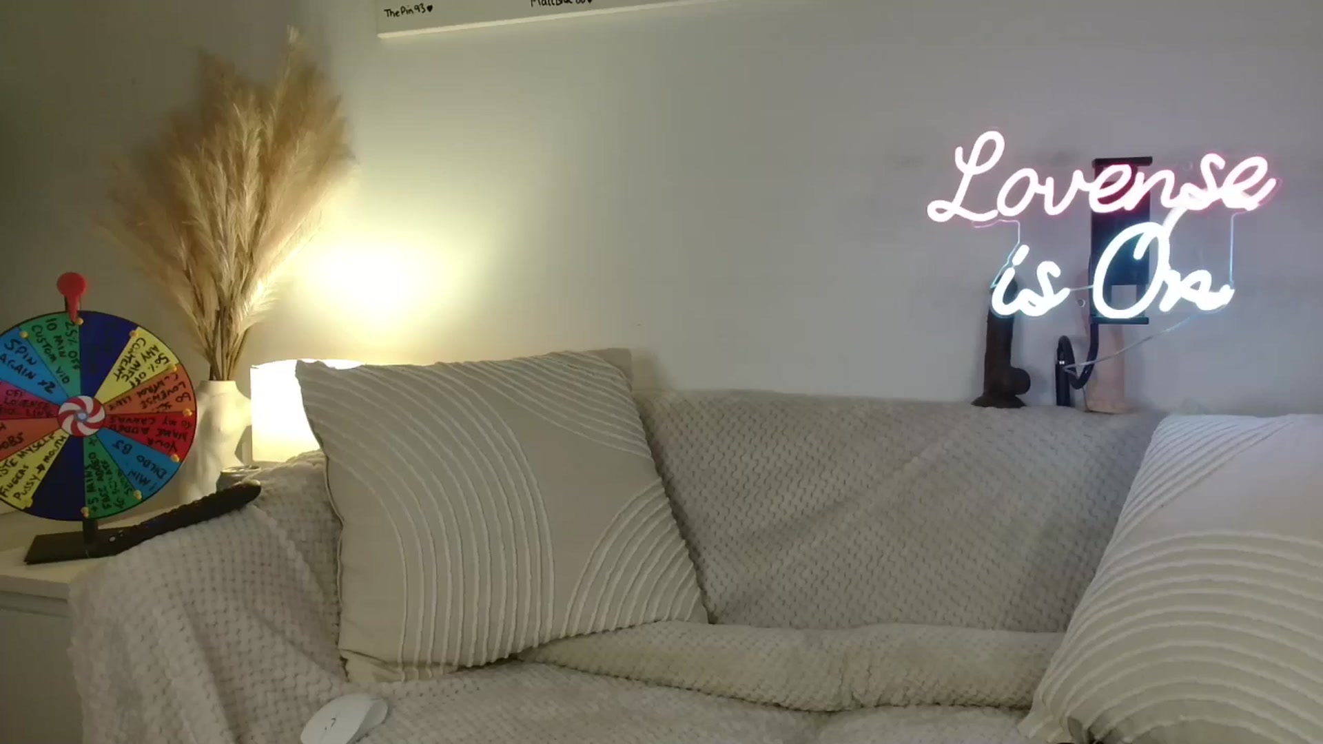 Gallery image thumbnail from AlexisBrookeX's myfreecams stream on, 02/01/2025, 13:01 image 1 of 20