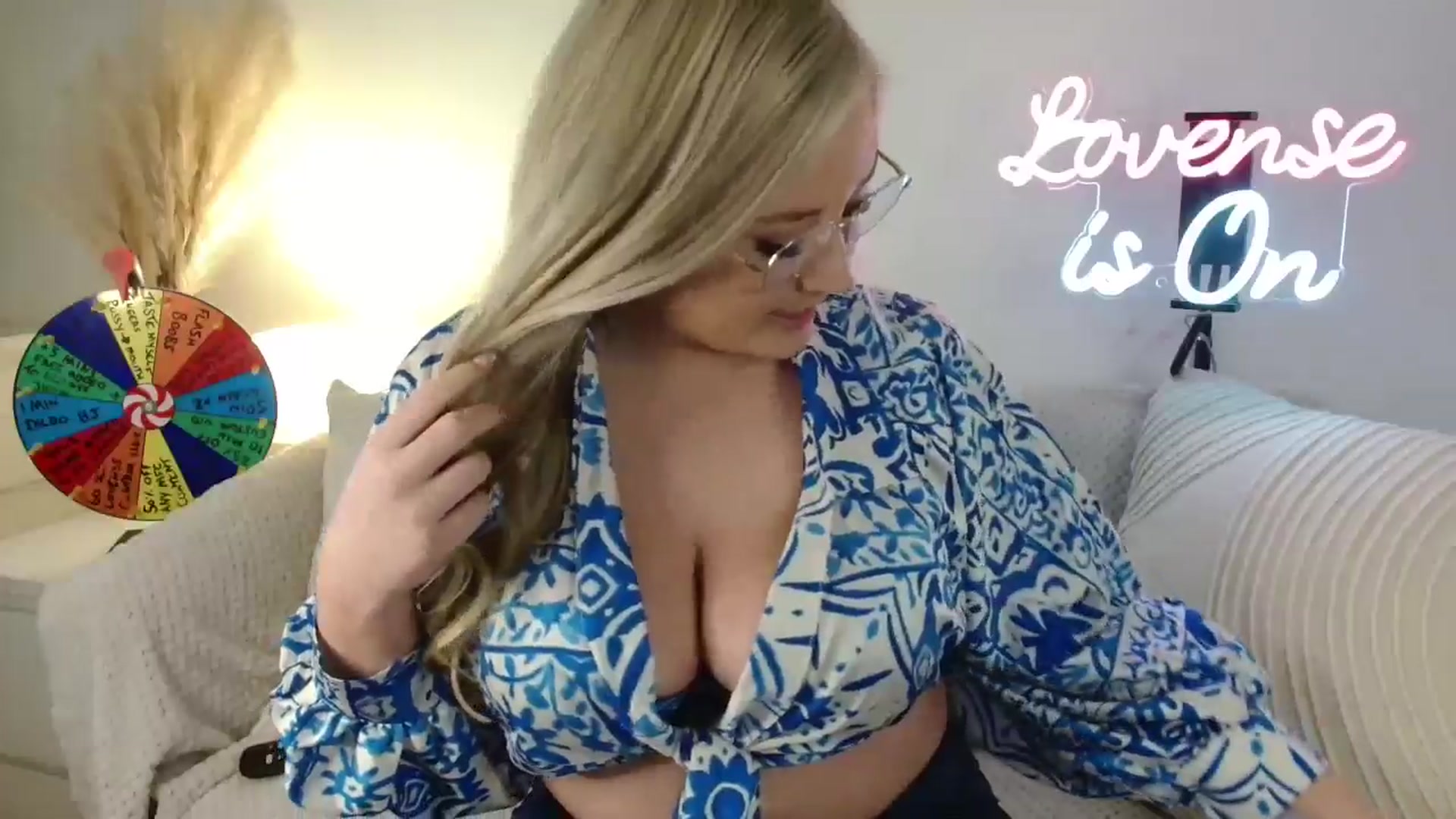 Gallery image thumbnail from AlexisBrookeX's myfreecams stream on, 02/15/2025, 13:24 image 11 of 20