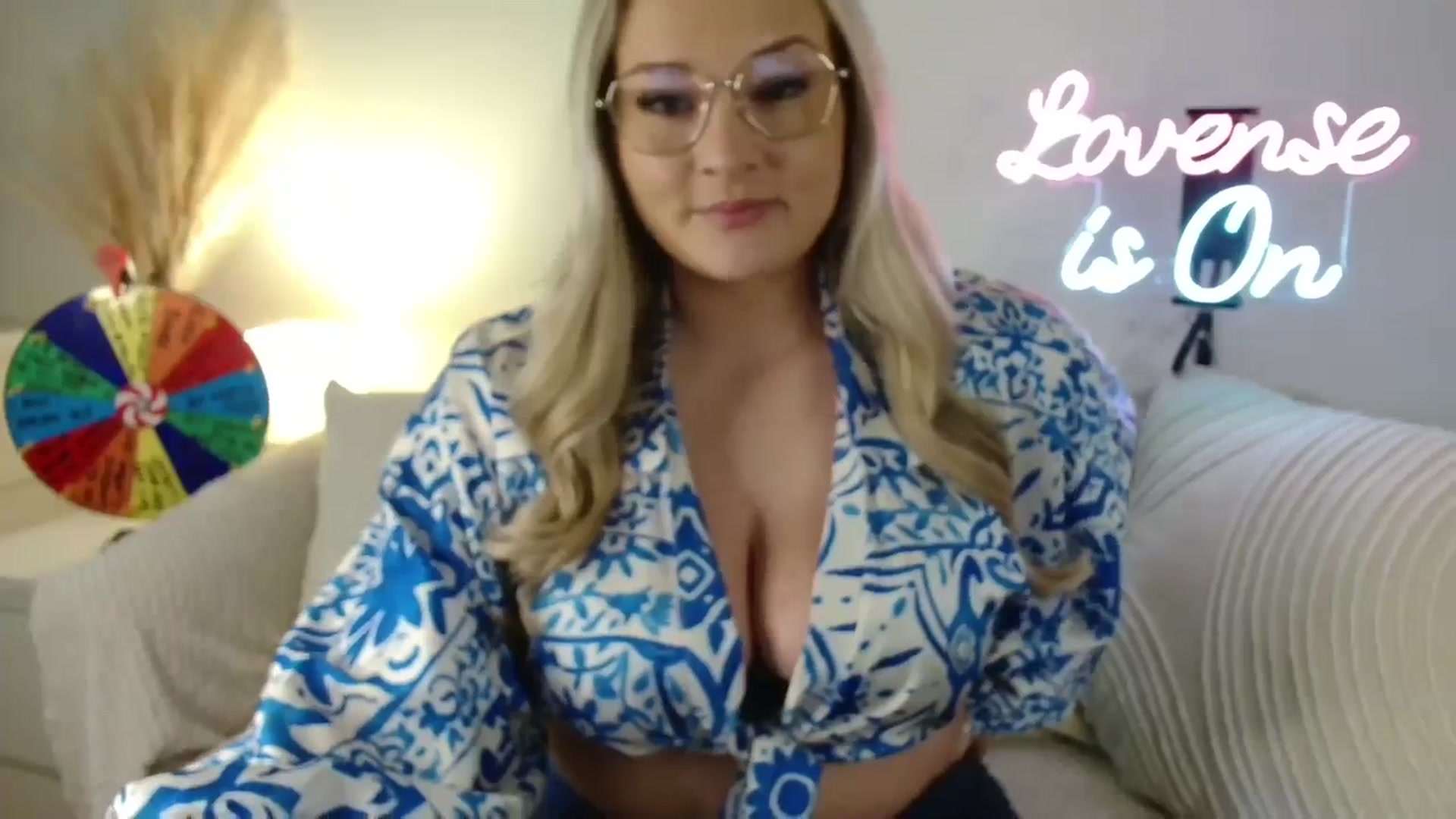 Gallery image thumbnail from AlexisBrookeX's myfreecams stream on, 02/15/2025, 13:24 image 6 of 20