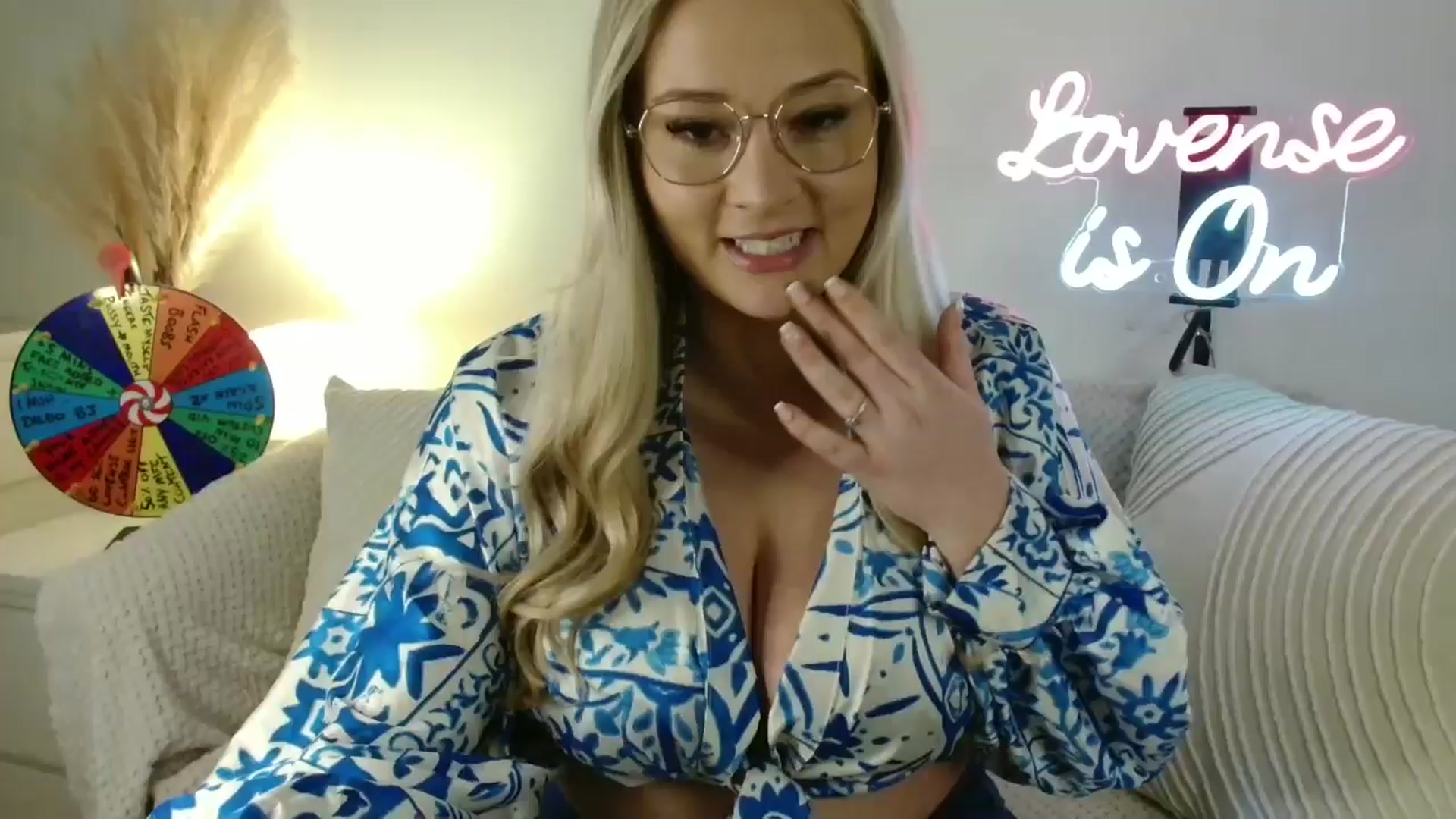 Gallery image thumbnail from AlexisBrookeX's myfreecams stream on, 02/15/2025, 13:24 image 8 of 20