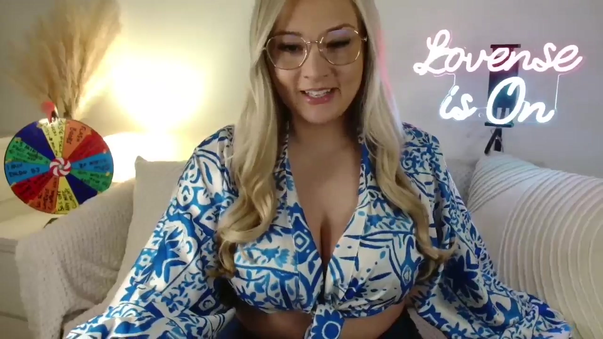 Gallery image thumbnail from AlexisBrookeX's myfreecams stream on, 02/15/2025, 13:24 image 5 of 20