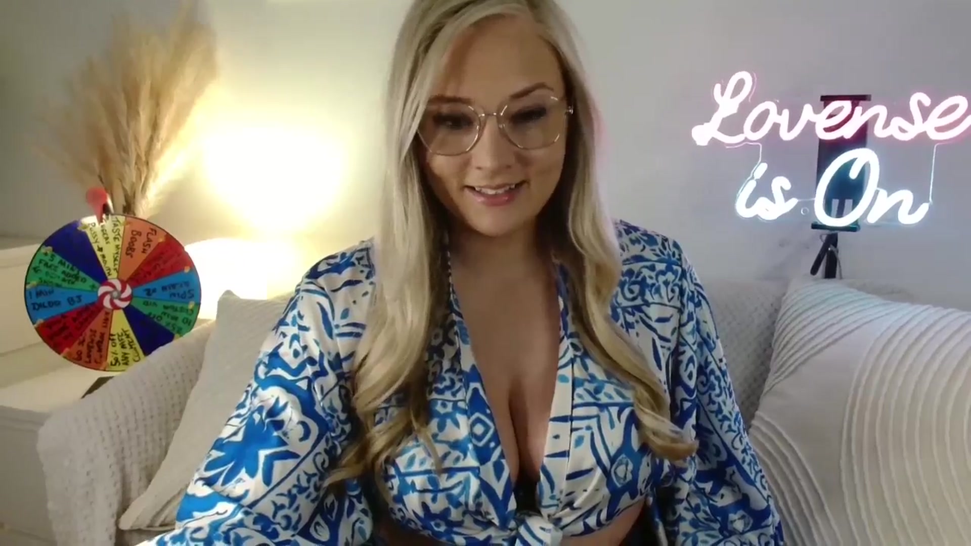 Gallery image thumbnail from AlexisBrookeX's myfreecams stream on, 02/15/2025, 14:13 image 19 of 20