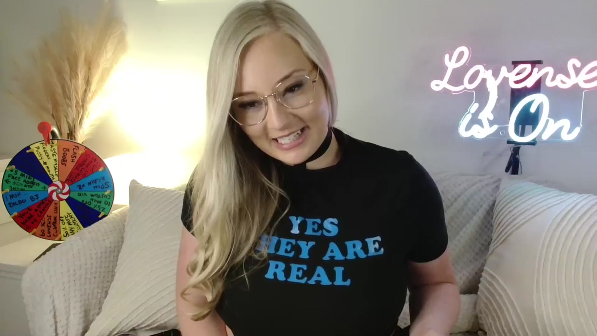 Gallery image thumbnail from AlexisBrookeX's myfreecams stream on, 02/19/2025, 14:52 image 16 of 20