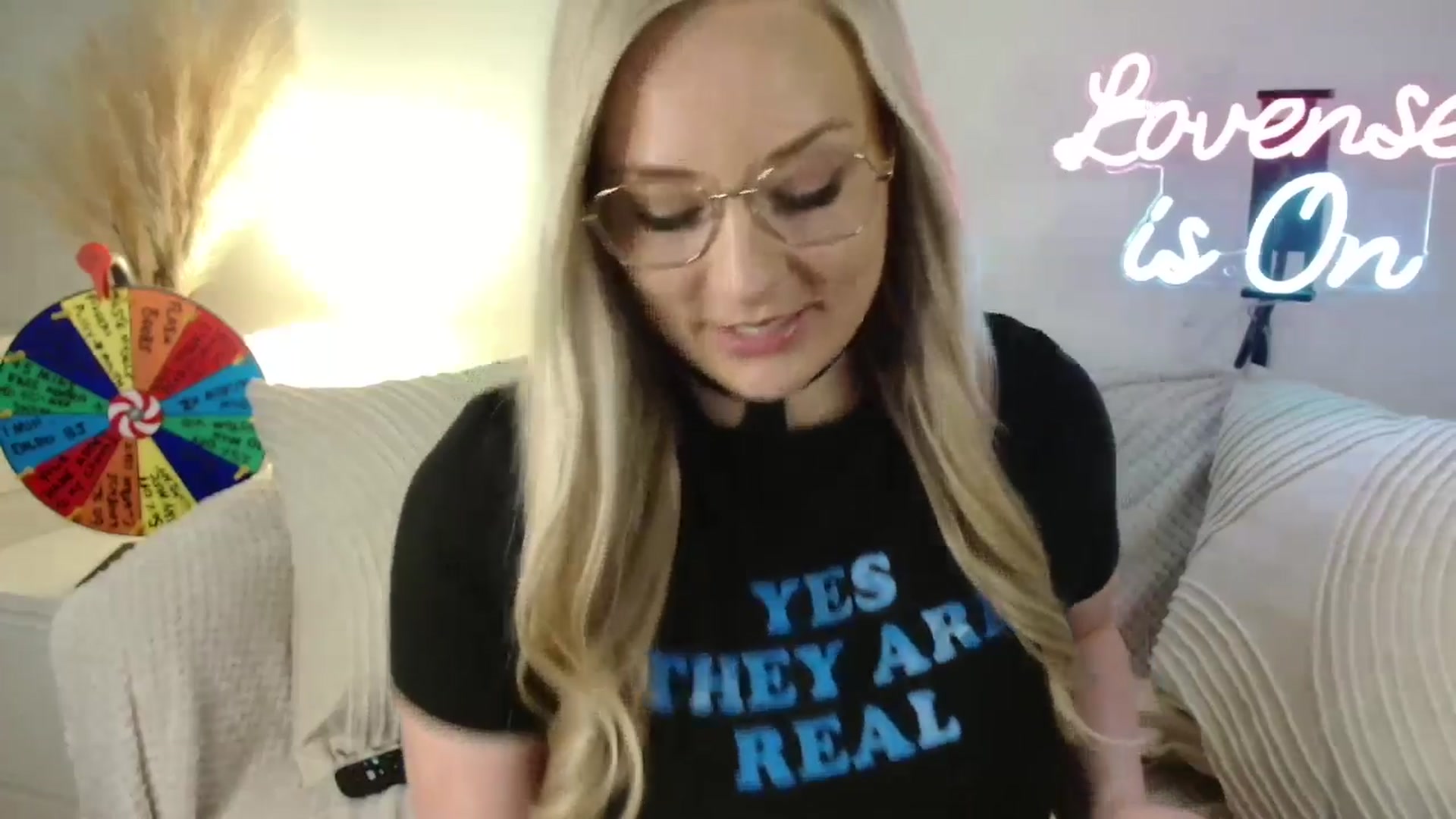 Gallery image thumbnail from AlexisBrookeX's myfreecams stream on, 02/19/2025, 15:24 image 19 of 20