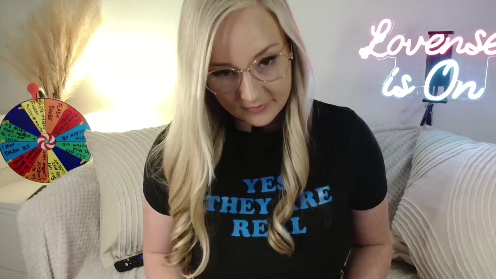 Gallery image thumbnail from AlexisBrookeX's myfreecams stream on, 02/19/2025, 15:24 image 20 of 20