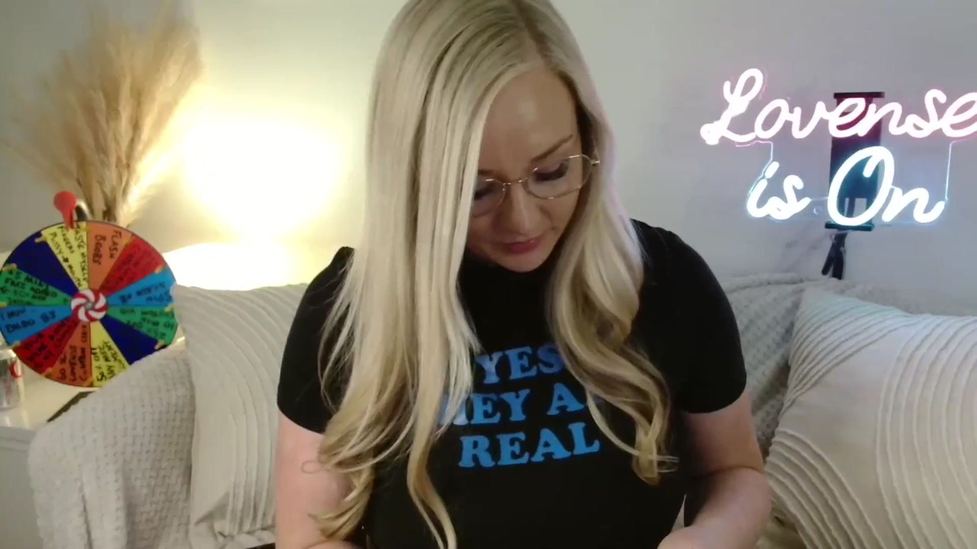 Gallery image thumbnail from AlexisBrookeX's myfreecams stream on, 02/19/2025, 16:08 image 3 of 20