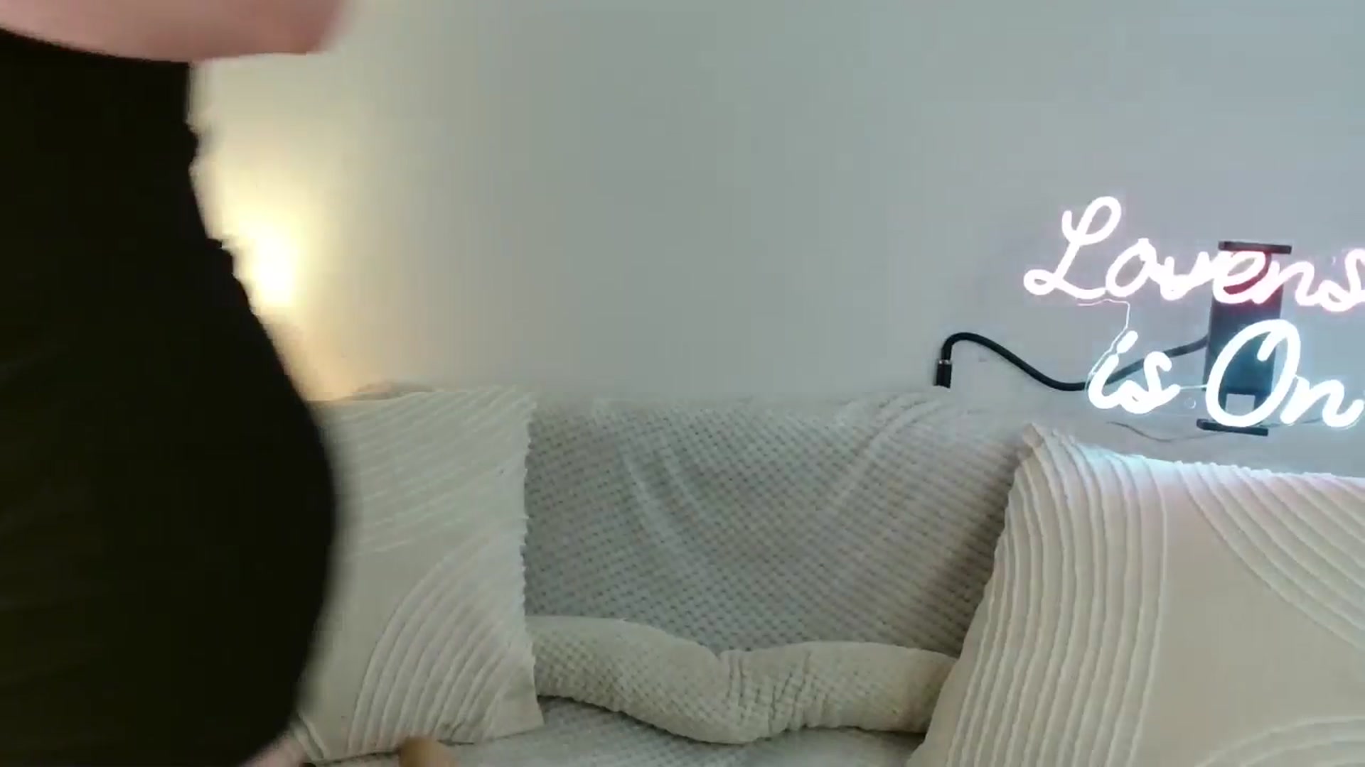 Gallery image thumbnail from AlexisBrookeX's myfreecams stream on, 03/15/2025, 14:10 image 6 of 20