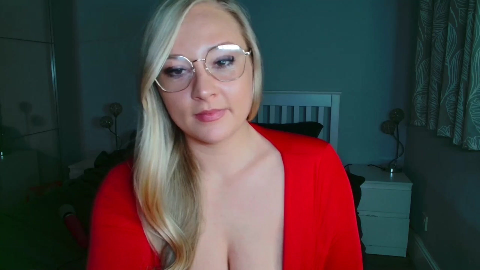 Gallery image thumbnail from AlexisBrookeX's myfreecams stream on, 03/18/2025, 24:00 image 19 of 20