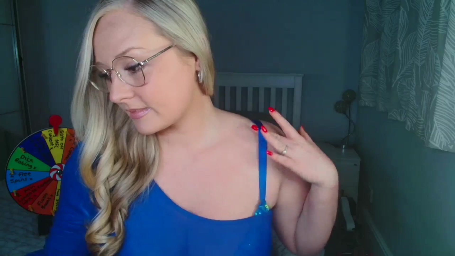 Gallery image thumbnail from AlexisBrookeX's myfreecams stream on, 03/31/2025, 20:04 image 2 of 20