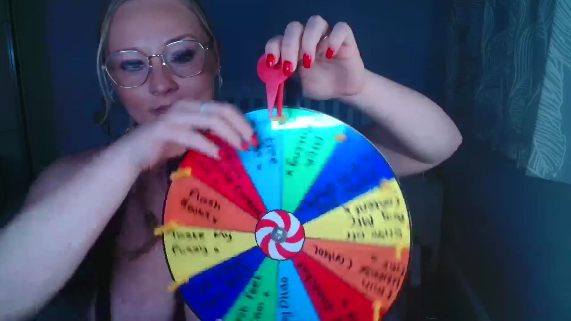 Gallery image thumbnail from AlexisBrookeX's myfreecams stream on, 04/01/2025, 24:15 image 15 of 20