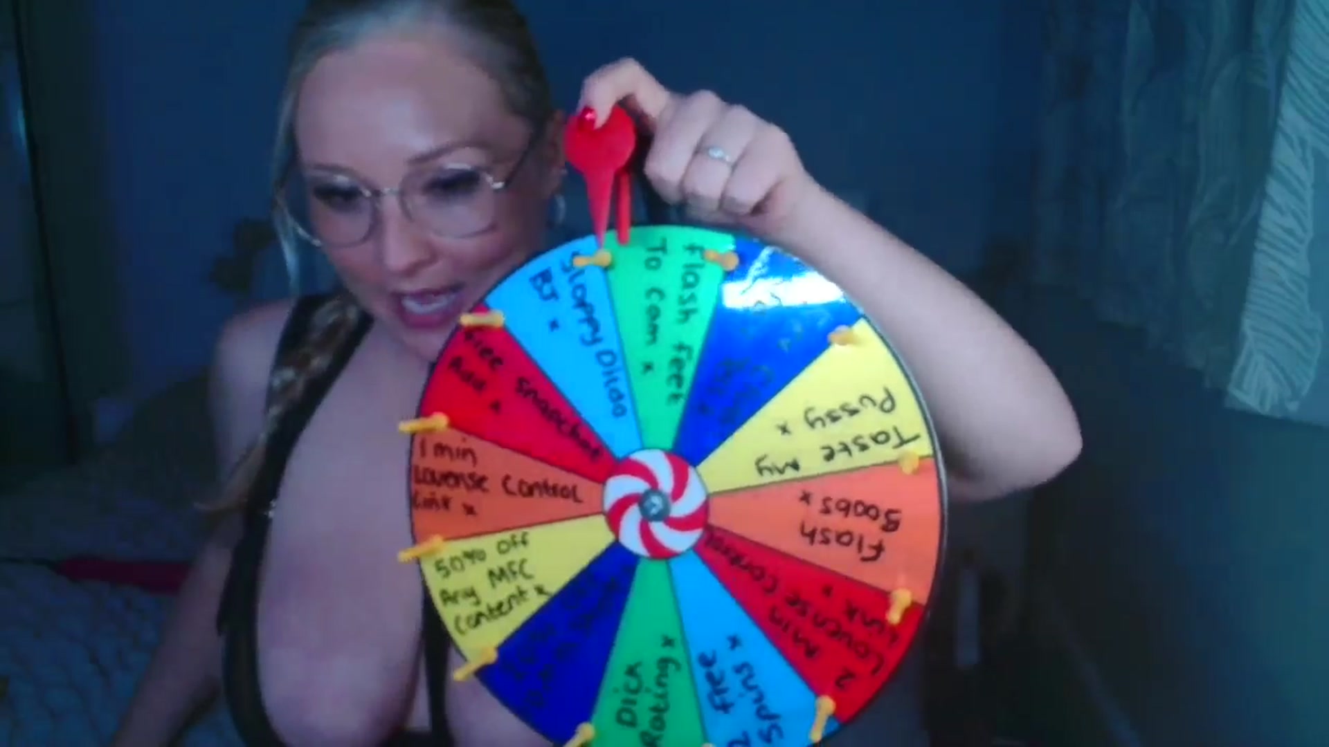 Gallery image thumbnail from AlexisBrookeX's myfreecams stream on, 04/01/2025, 24:15 image 11 of 20