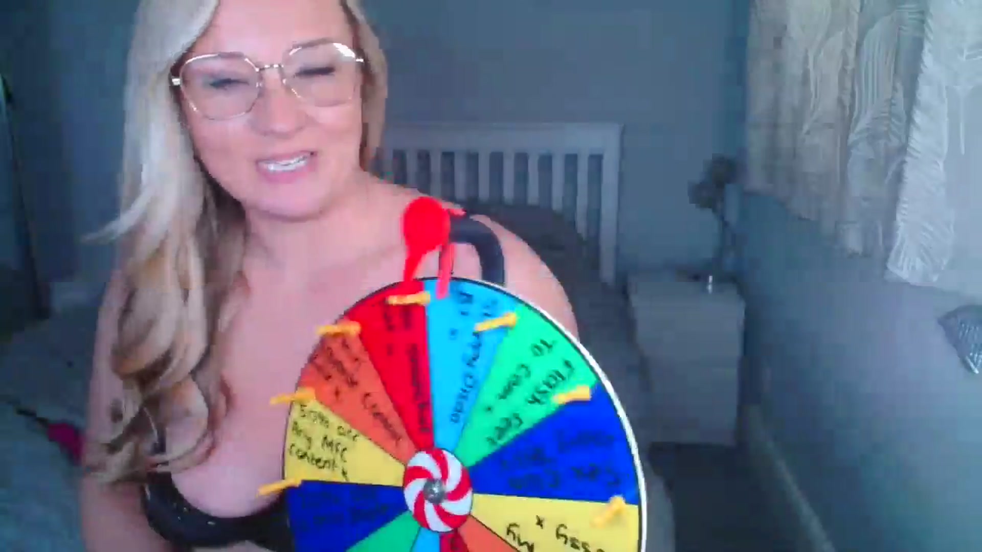 Gallery image thumbnail from AlexisBrookeX's myfreecams stream on, 04/04/2025, 17:44 image 17 of 20