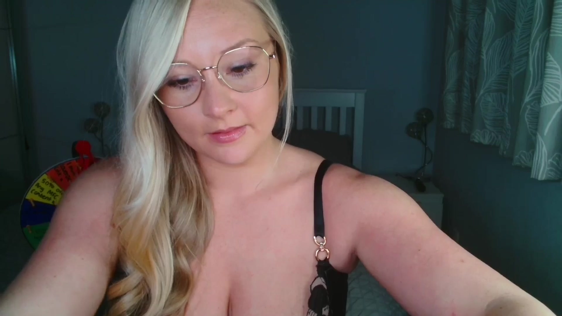 Gallery image thumbnail from AlexisBrookeX's myfreecams stream on, 05/01/2025, 20:47 image 20 of 20