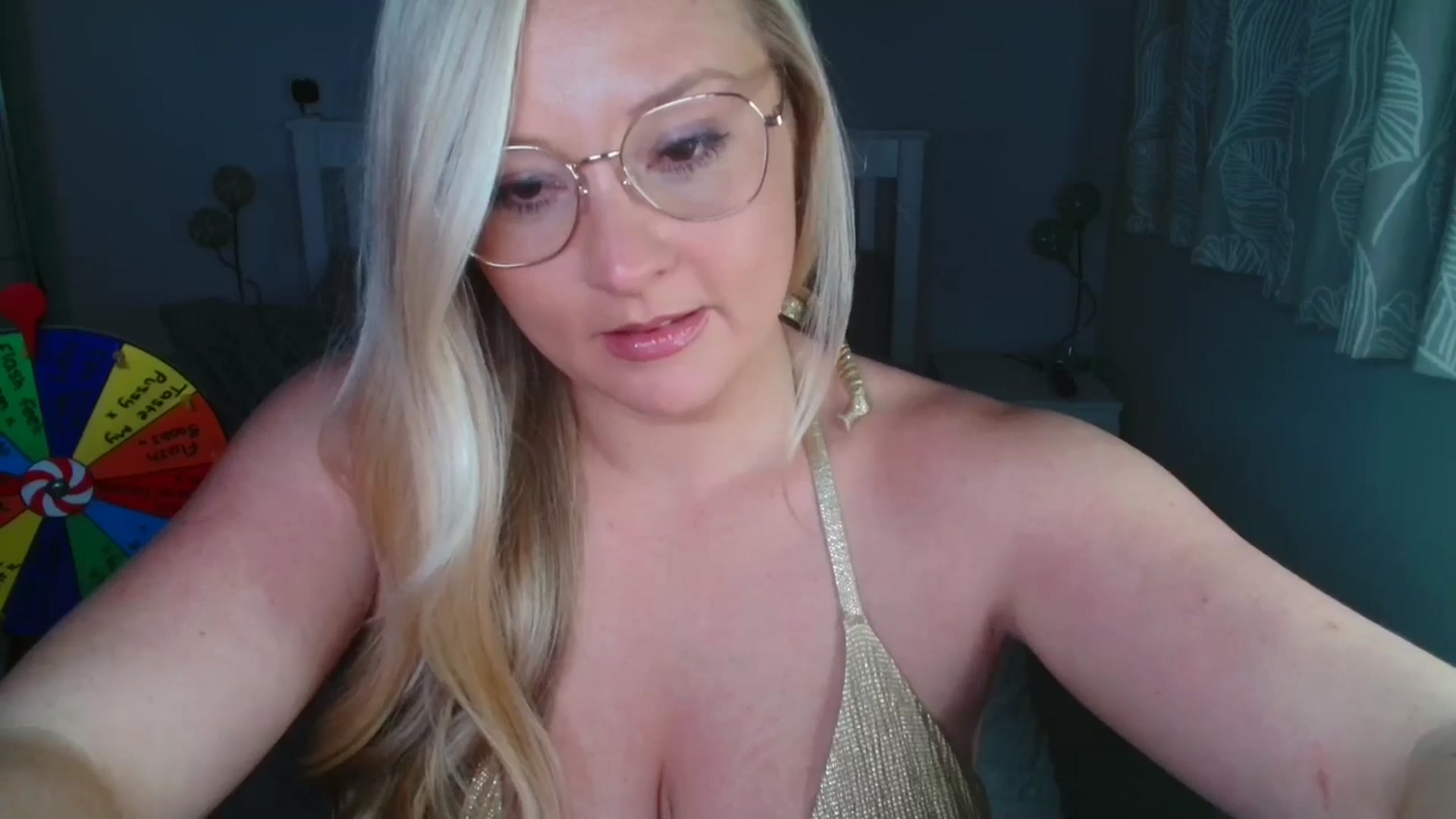 Gallery image thumbnail from AlexisBrookeX's myfreecams stream on, 05/01/2025, 23:05 image 3 of 20