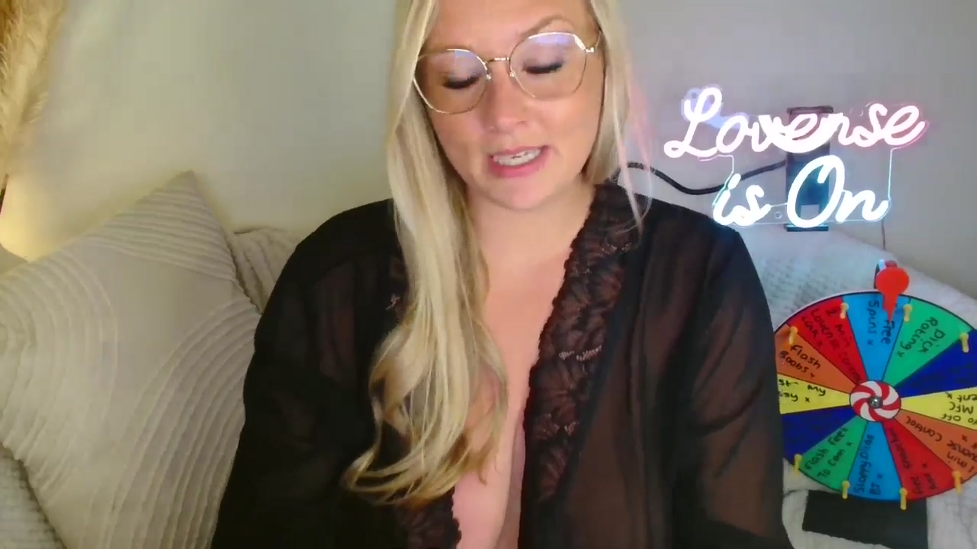 Gallery image thumbnail from AlexisBrookeX's myfreecams stream on, 06/04/2025, 24:03 image 5 of 20