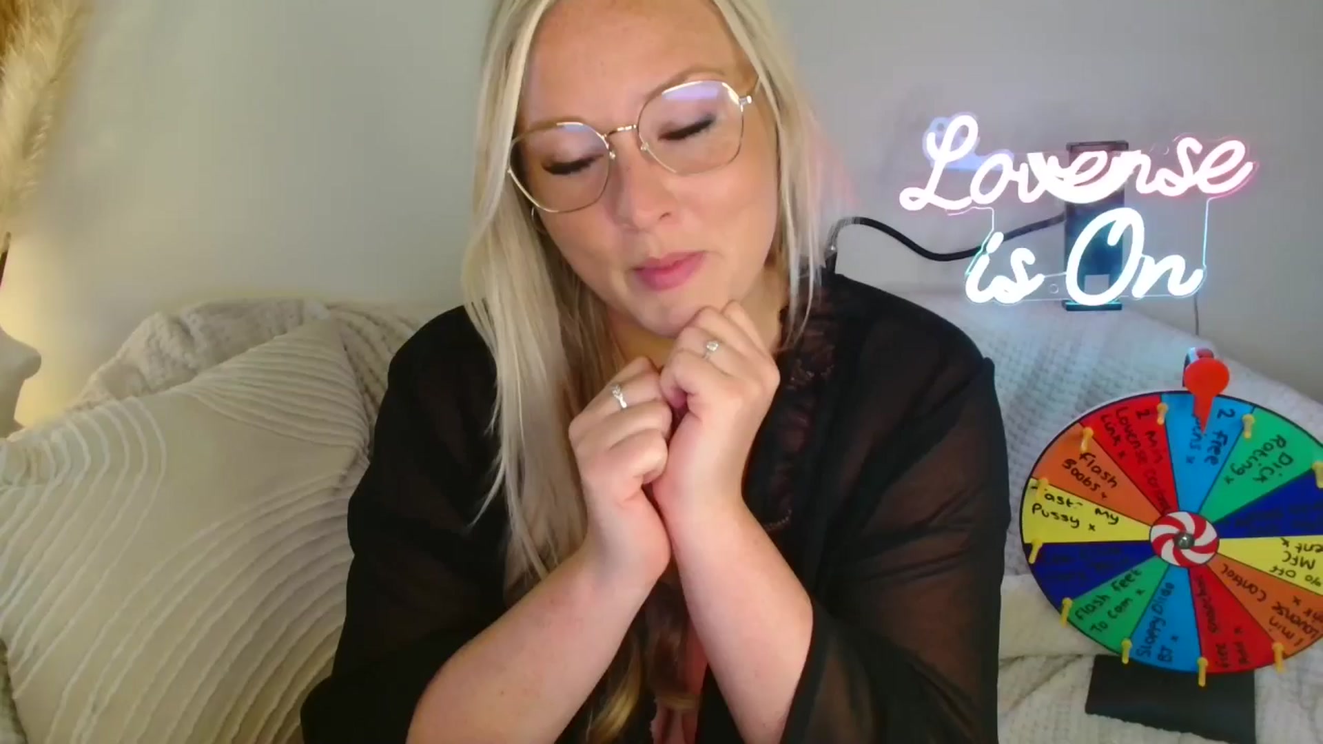 Gallery image thumbnail from AlexisBrookeX's myfreecams stream on, 06/04/2025, 24:03 image 1 of 20