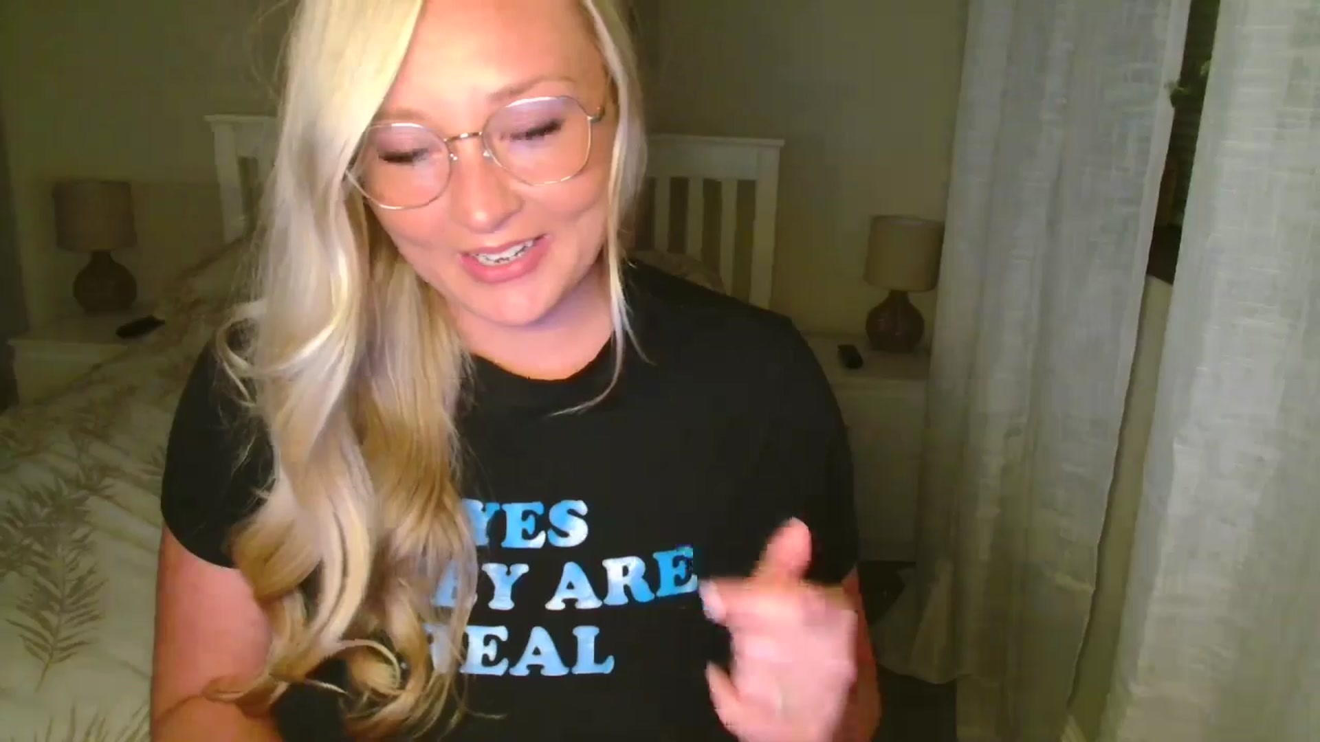 Gallery image thumbnail from AlexisBrookeX's myfreecams stream on, 06/13/2025, 23:28 image 7 of 20