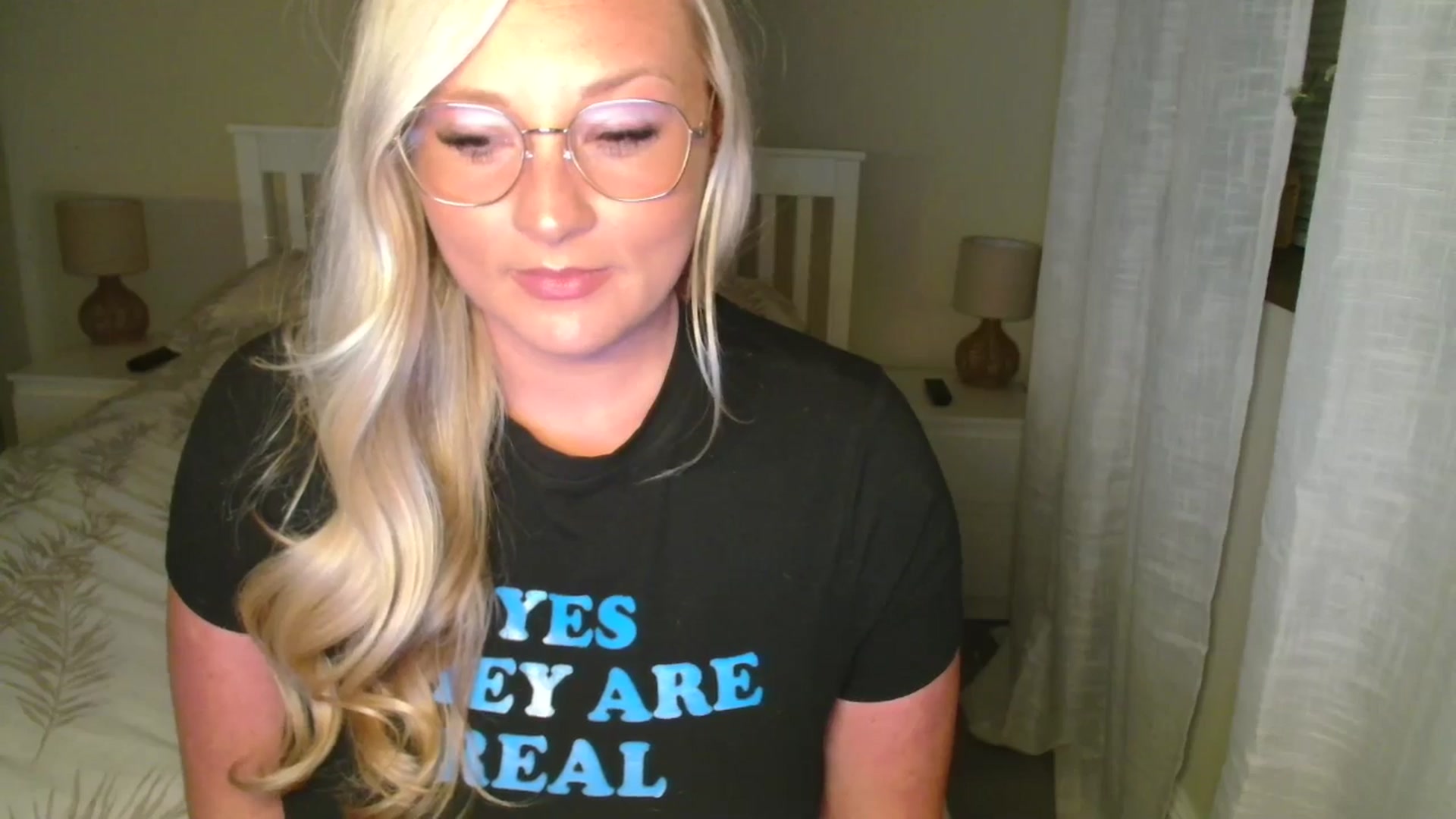 Gallery image thumbnail from AlexisBrookeX's myfreecams stream on, 06/13/2025, 23:28 image 6 of 20