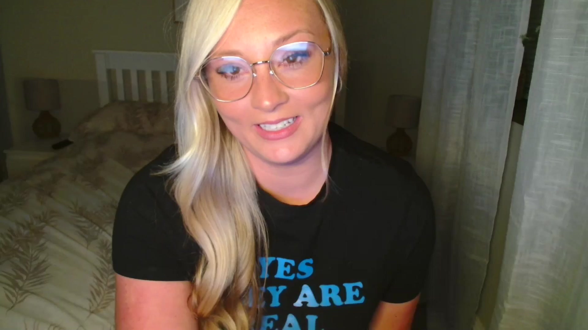Gallery image thumbnail from AlexisBrookeX's myfreecams stream on, 06/13/2025, 23:28 image 16 of 20