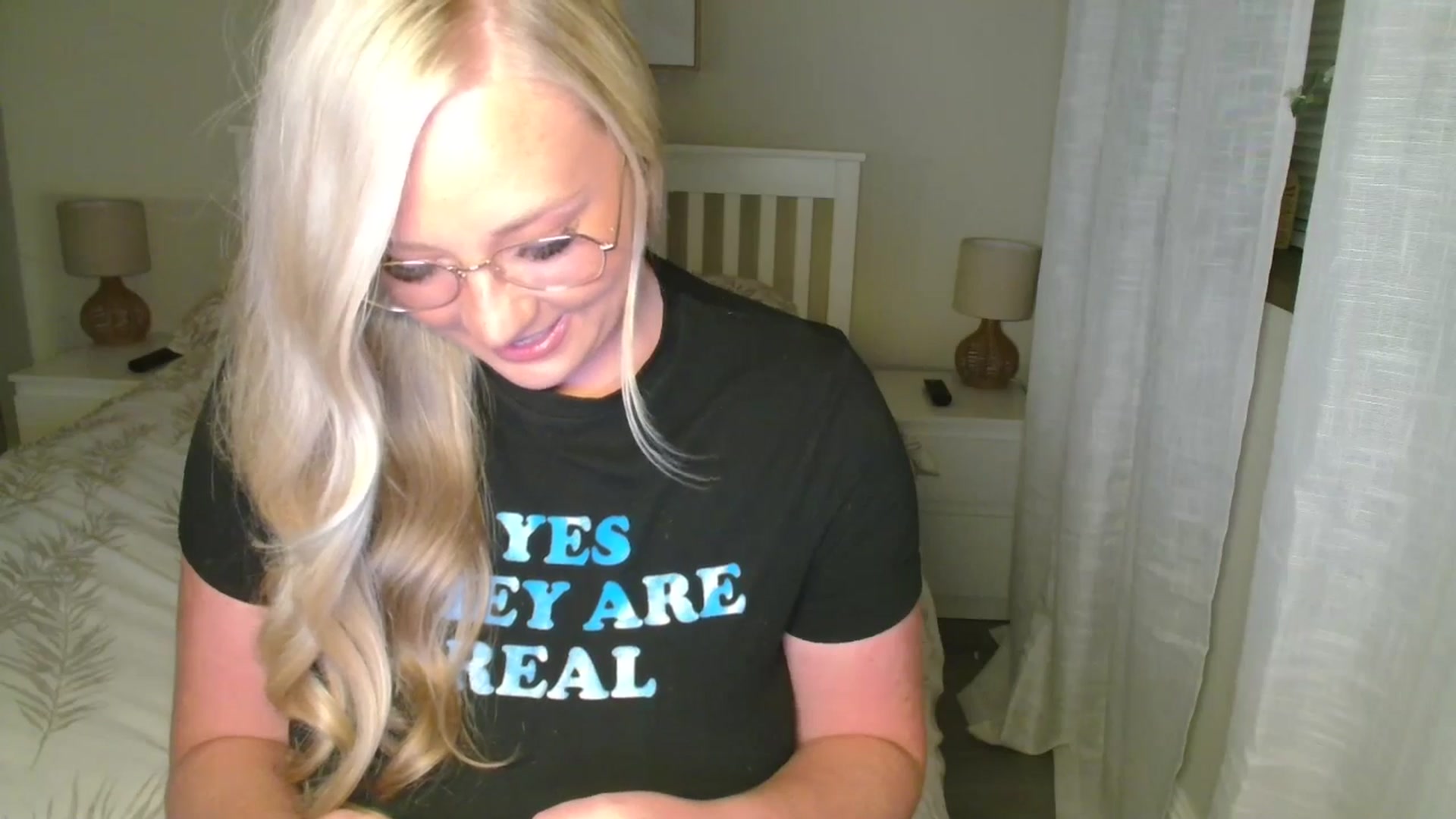 Gallery image thumbnail from AlexisBrookeX's myfreecams stream on, 06/13/2025, 23:28 image 11 of 20