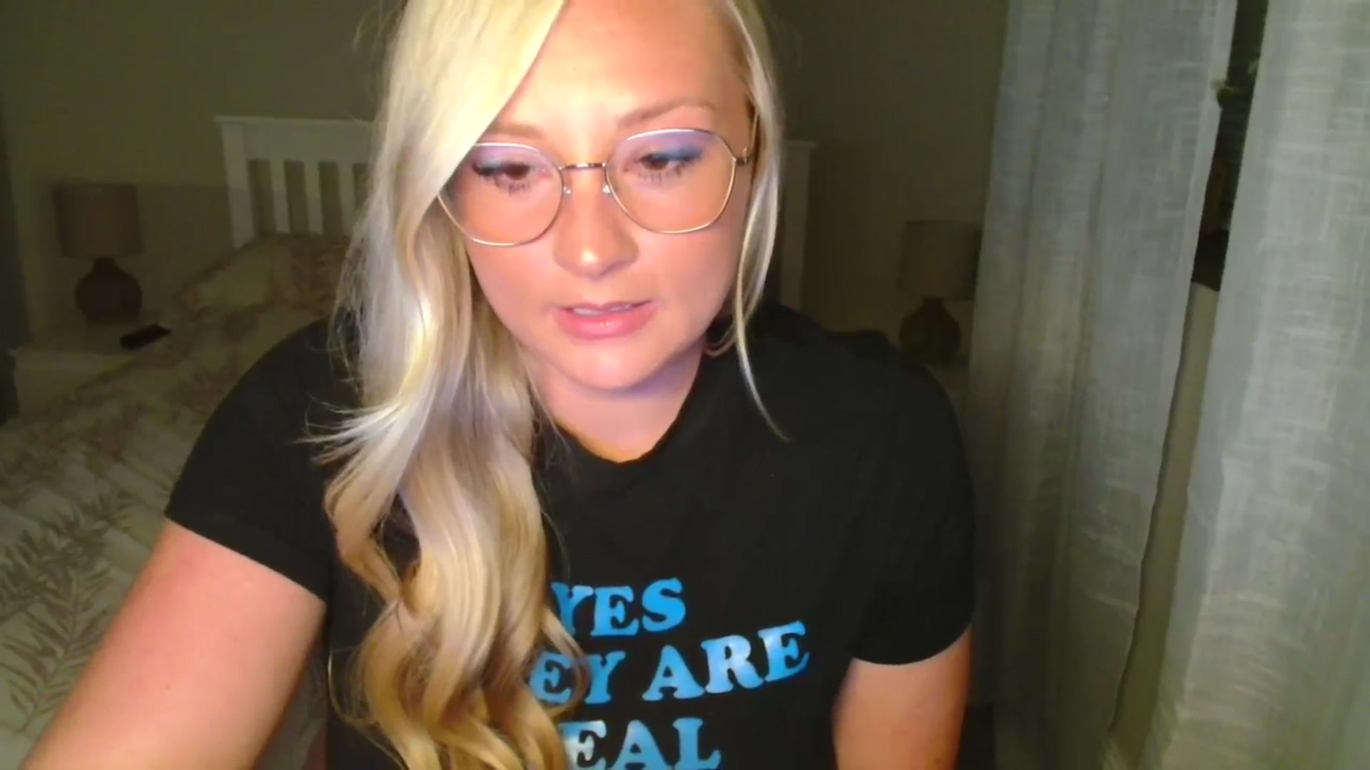 Gallery image thumbnail from AlexisBrookeX's myfreecams stream on, 06/13/2025, 23:28 image 20 of 20