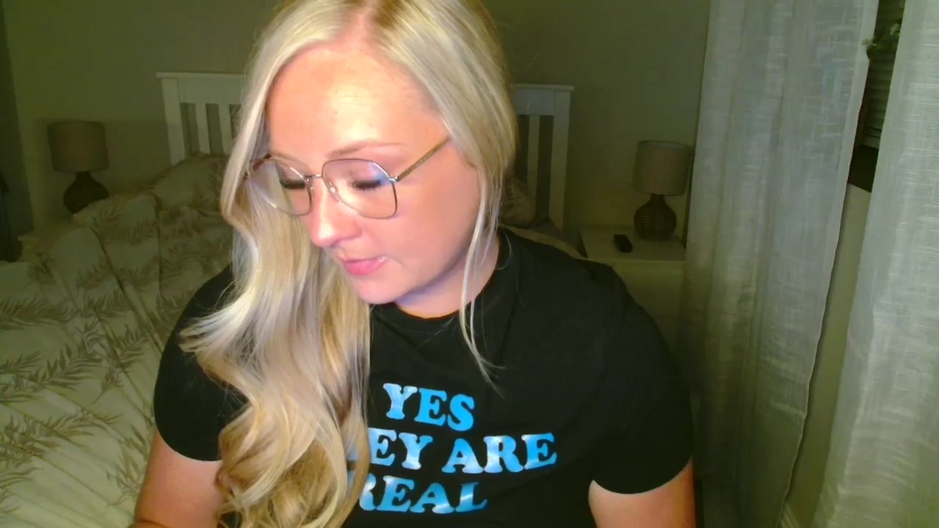 Gallery image thumbnail from AlexisBrookeX's myfreecams stream on, 06/14/2025, 24:57 image 20 of 20