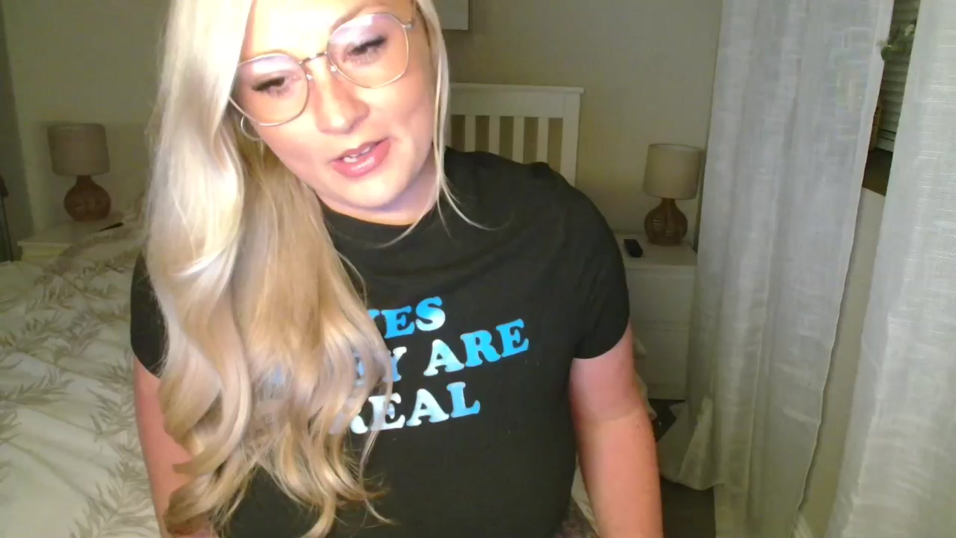 Gallery image thumbnail from AlexisBrookeX's myfreecams stream on, 06/14/2025, 24:57 image 3 of 20