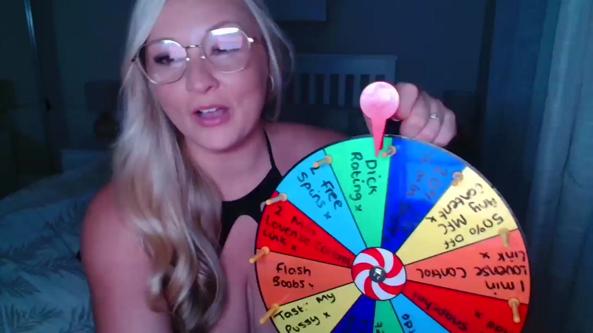 Gallery image thumbnail from AlexisBrookeX's myfreecams stream on, 06/18/2025, 23:09 image 6 of 20
