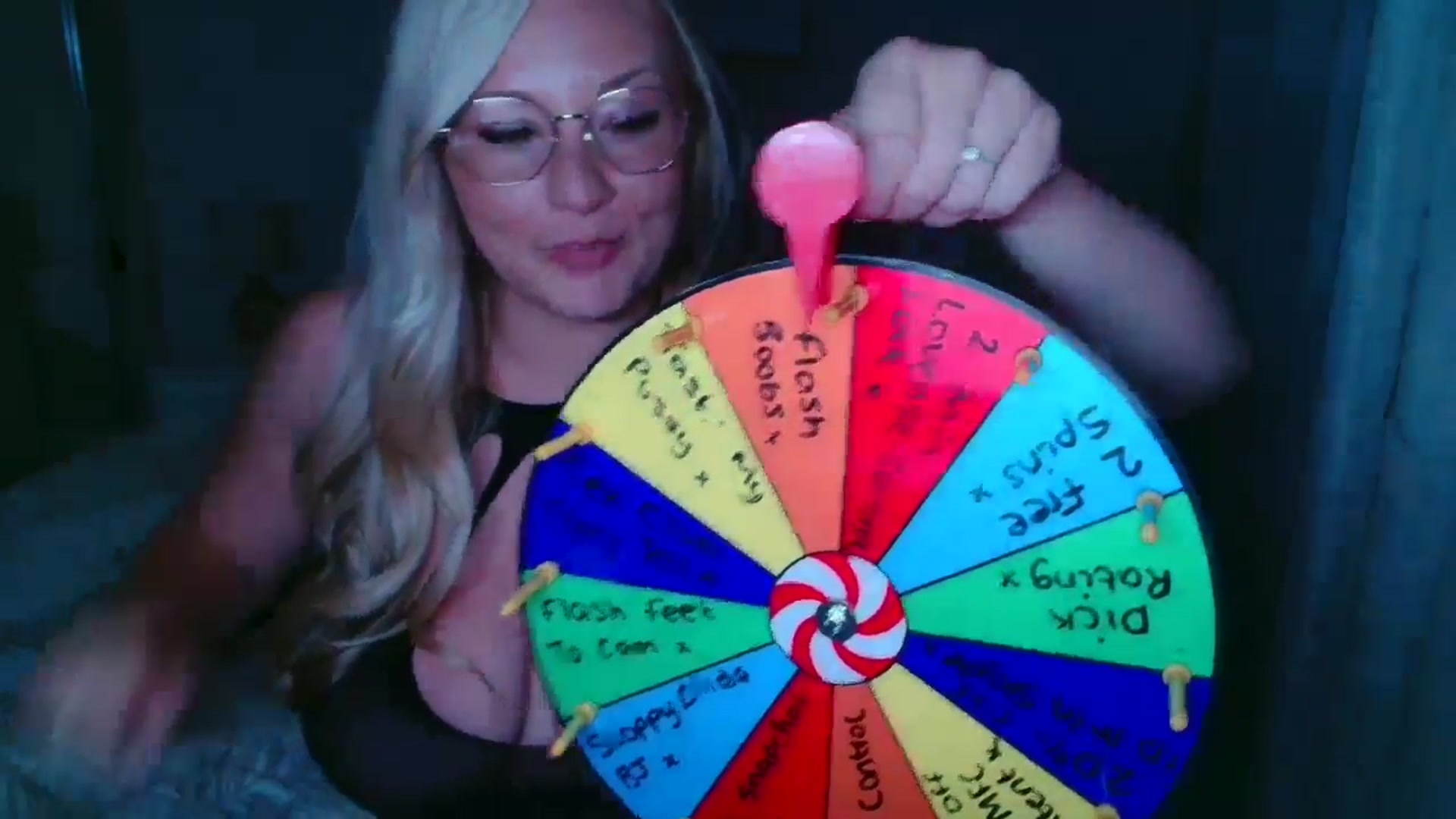Gallery image thumbnail from AlexisBrookeX's myfreecams stream on, 06/18/2025, 23:09 image 7 of 20