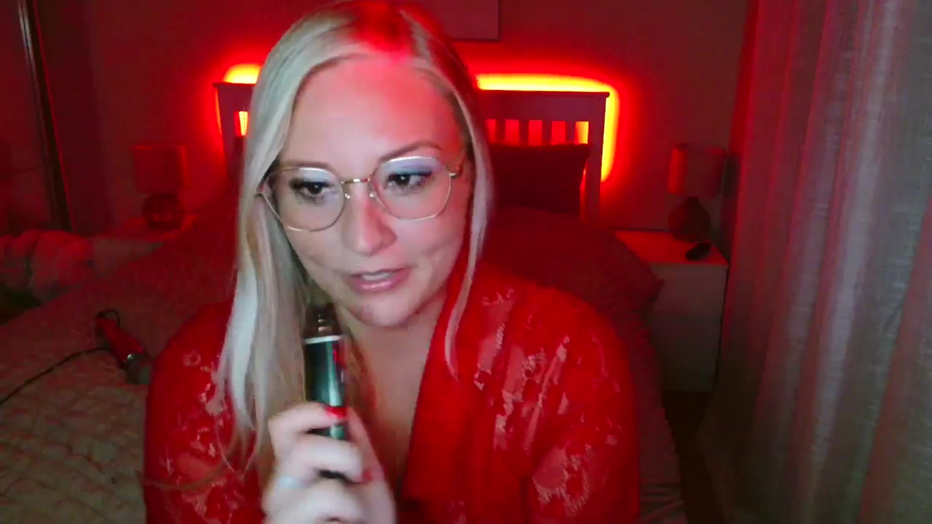 Gallery image thumbnail from AlexisBrookeX's myfreecams stream on, 08/29/2025, 23:26 image 4 of 20