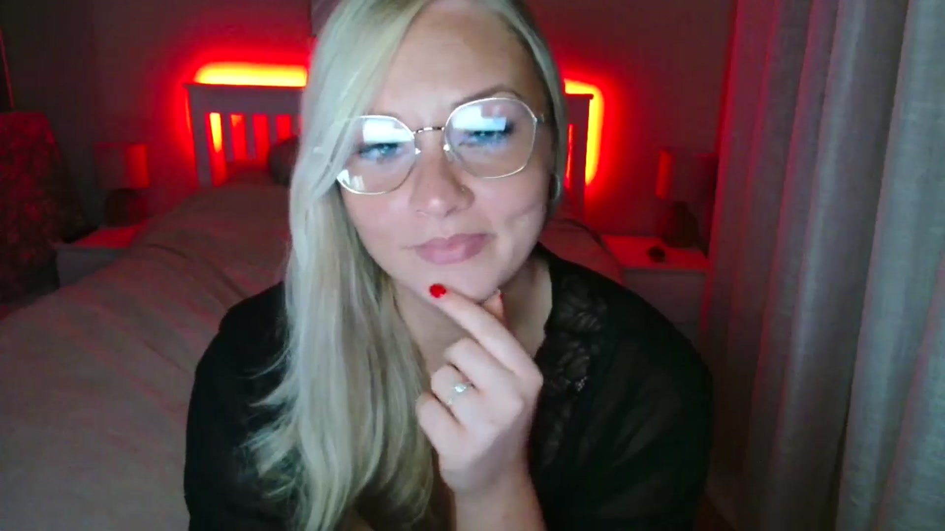 Gallery image thumbnail from AlexisBrookeX's myfreecams stream on, 09/06/2025, 24:00 image 5 of 20