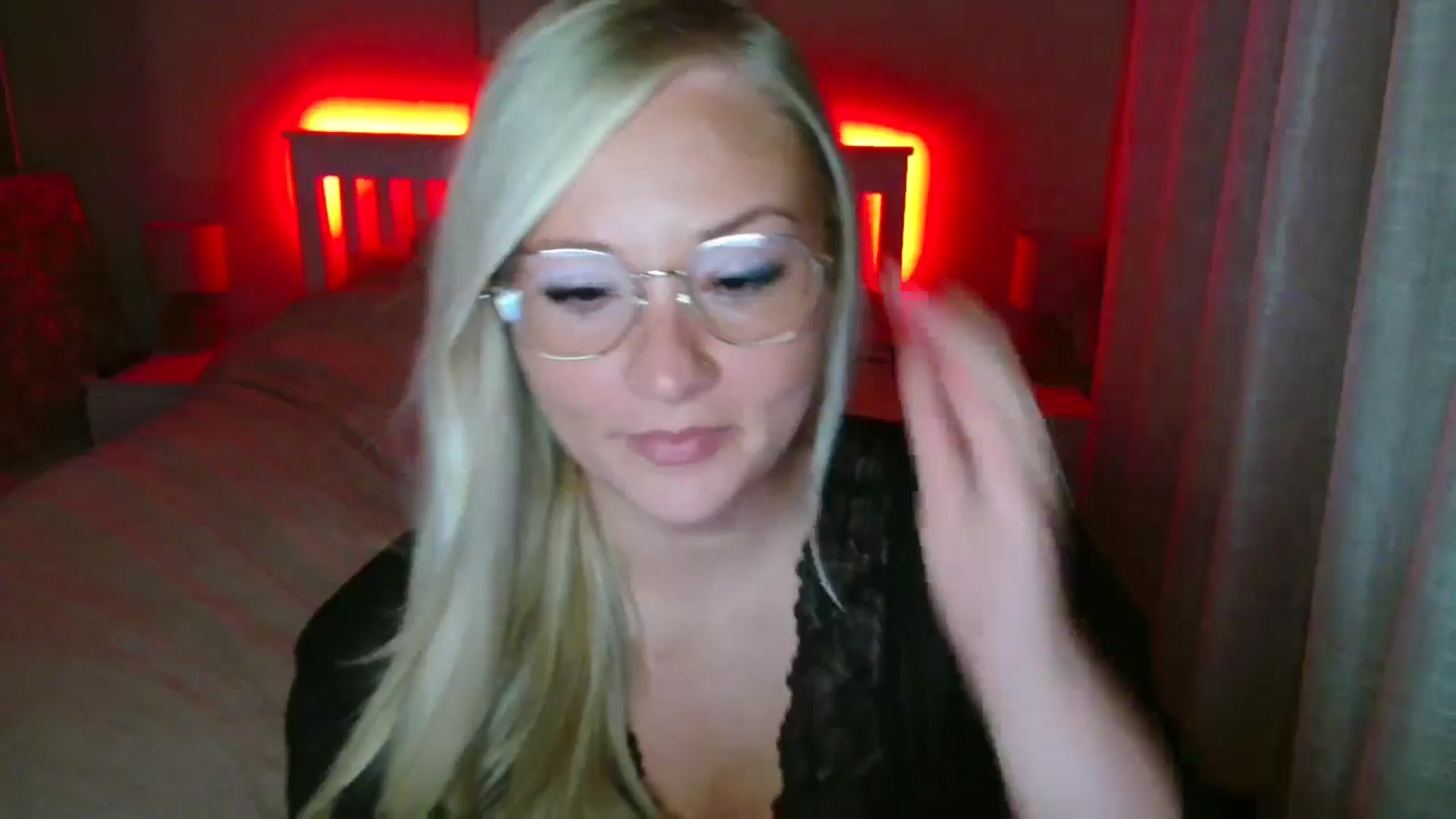 Gallery image thumbnail from AlexisBrookeX's myfreecams stream on, 09/06/2025, 24:00 image 10 of 20