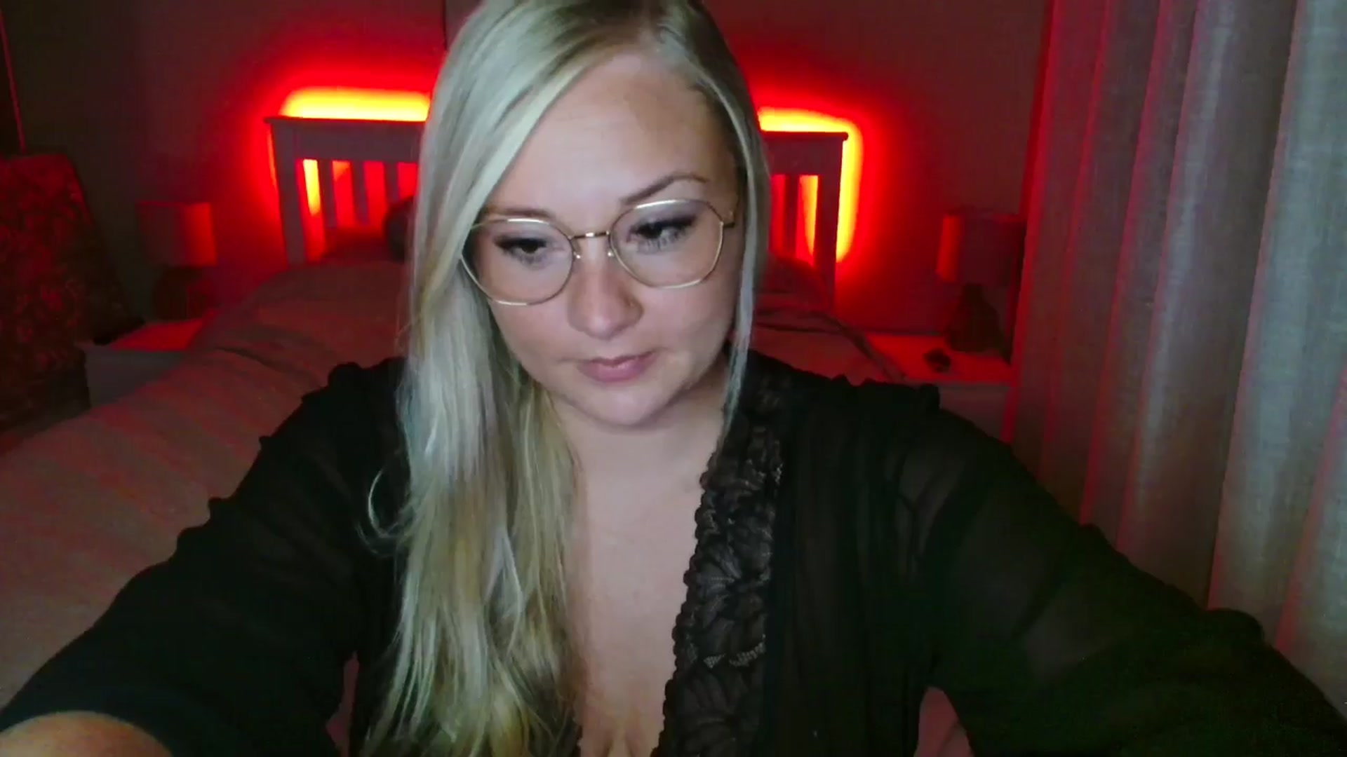 Gallery image thumbnail from AlexisBrookeX's myfreecams stream on, 09/06/2025, 24:00 image 12 of 20