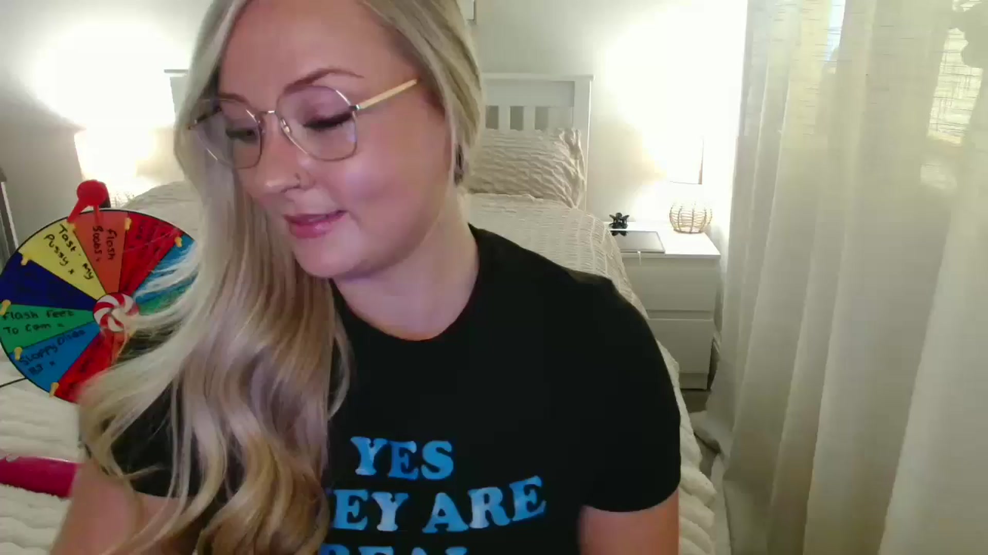 Gallery image thumbnail from AlexisBrookeX's myfreecams stream on, 09/28/2025, 13:27 image 6 of 20