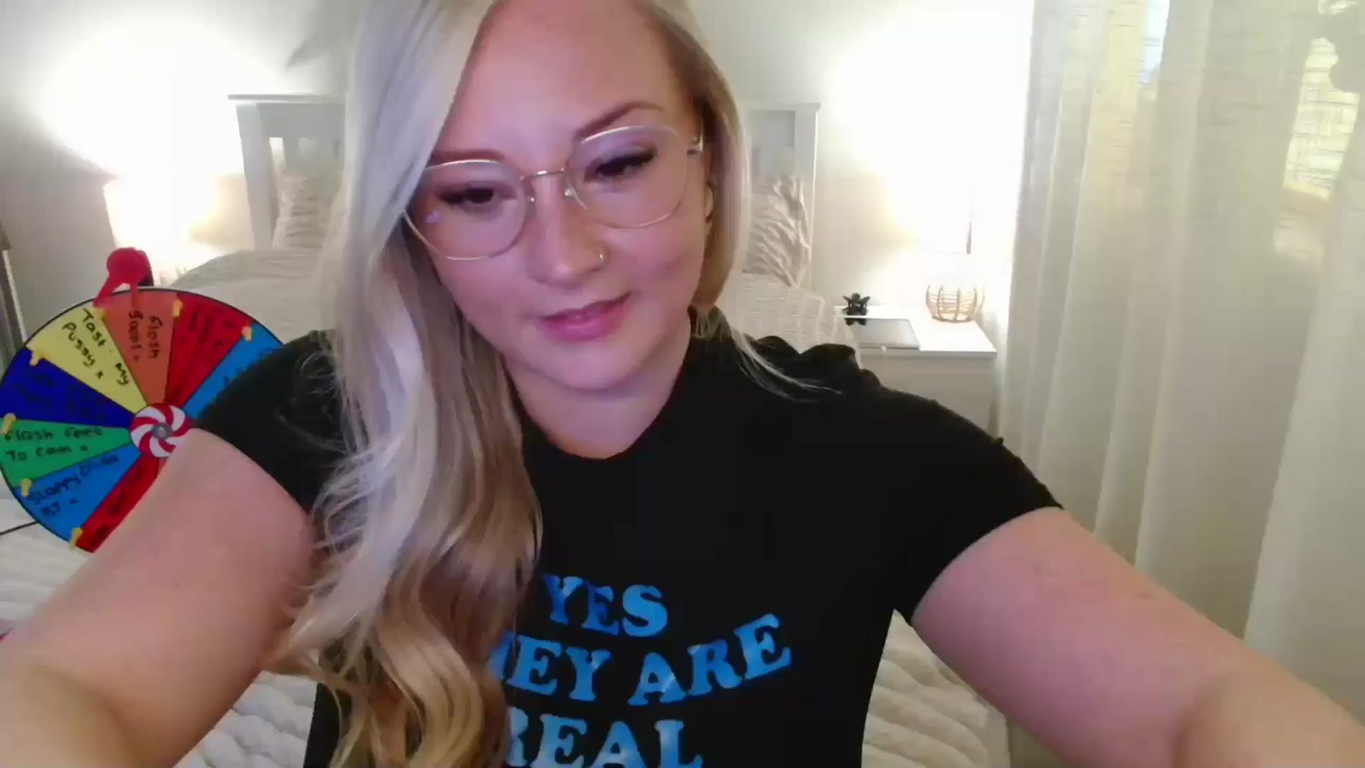 Gallery image thumbnail from AlexisBrookeX's myfreecams stream on, 09/28/2025, 13:27 image 7 of 20