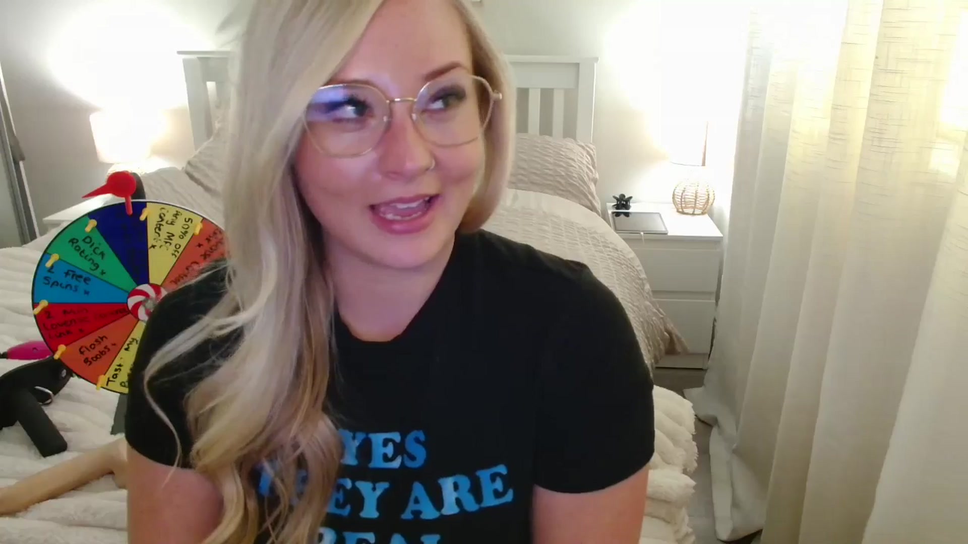 Gallery image thumbnail from AlexisBrookeX's myfreecams stream on, 09/28/2025, 15:33 image 20 of 20