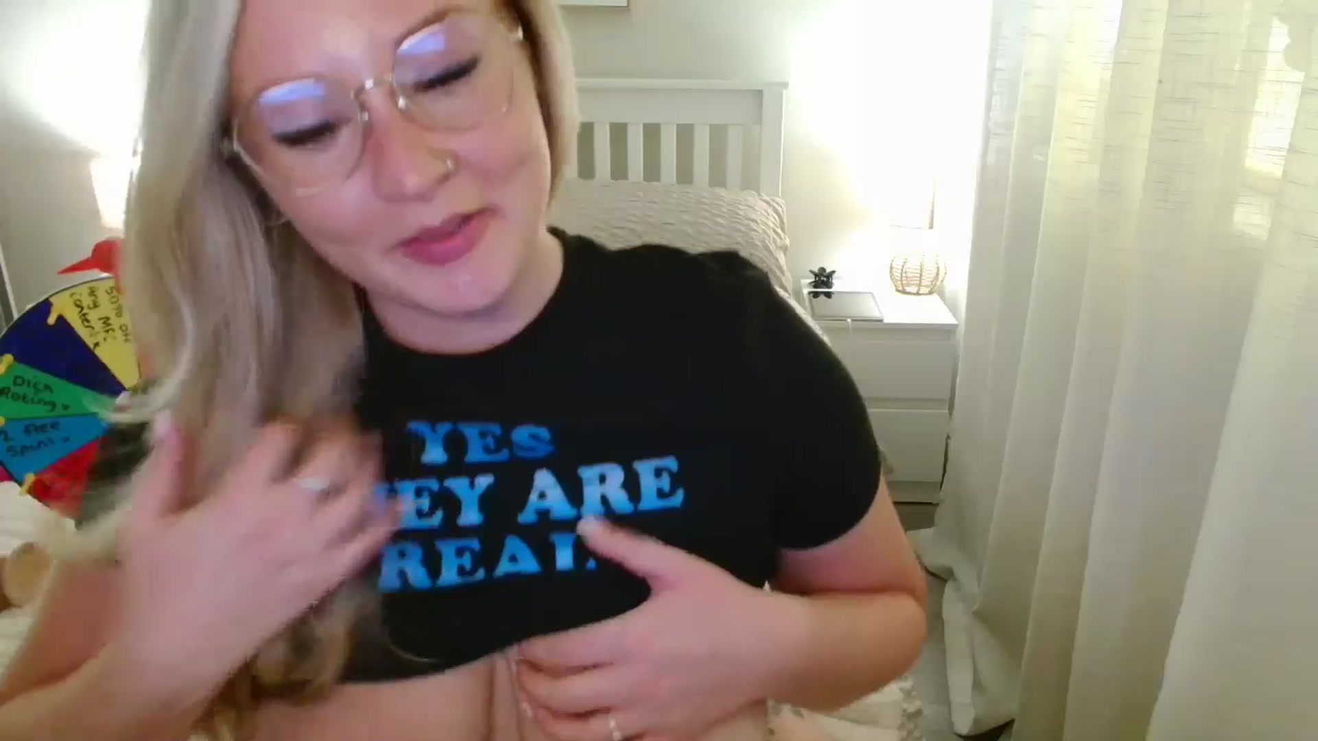 Gallery image thumbnail from AlexisBrookeX's myfreecams stream on, 09/28/2025, 15:33 image 8 of 20