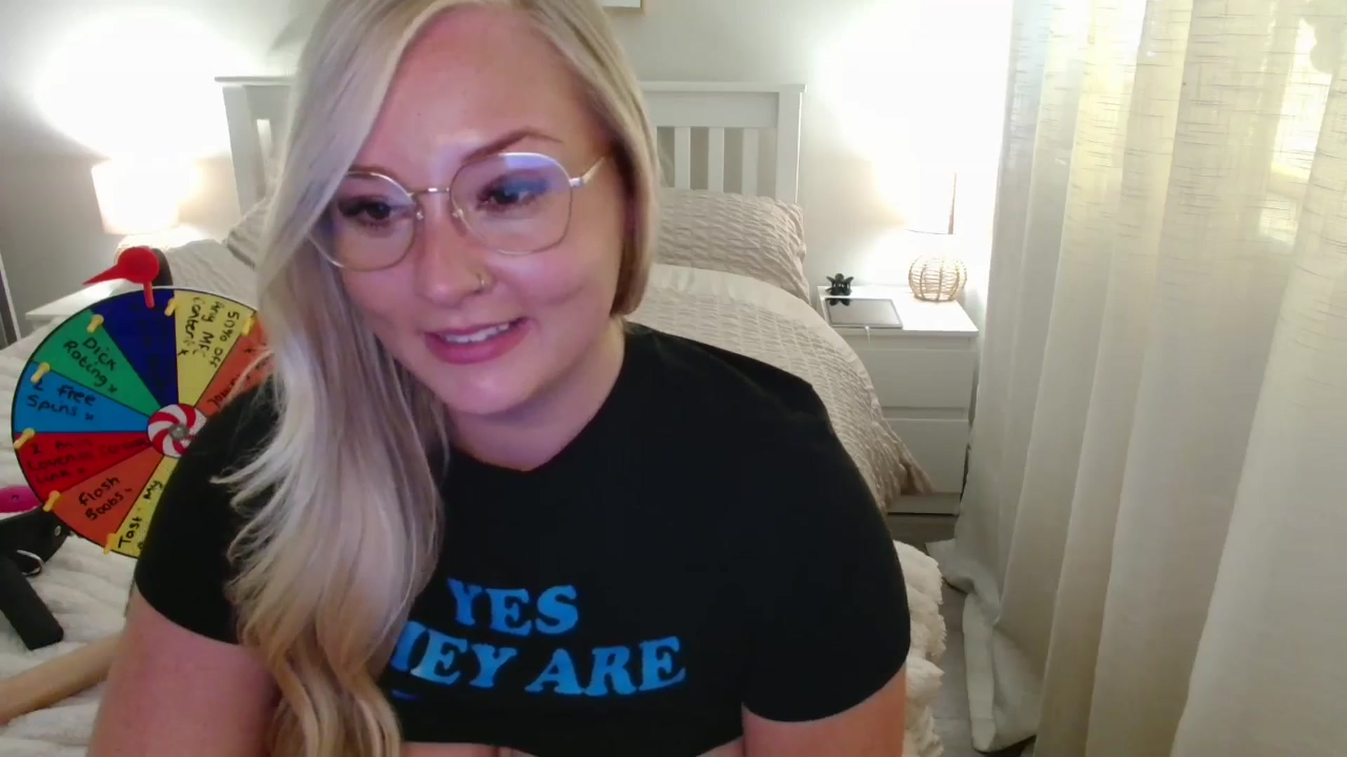 Gallery image thumbnail from AlexisBrookeX's myfreecams stream on, 09/28/2025, 15:33 image 18 of 20