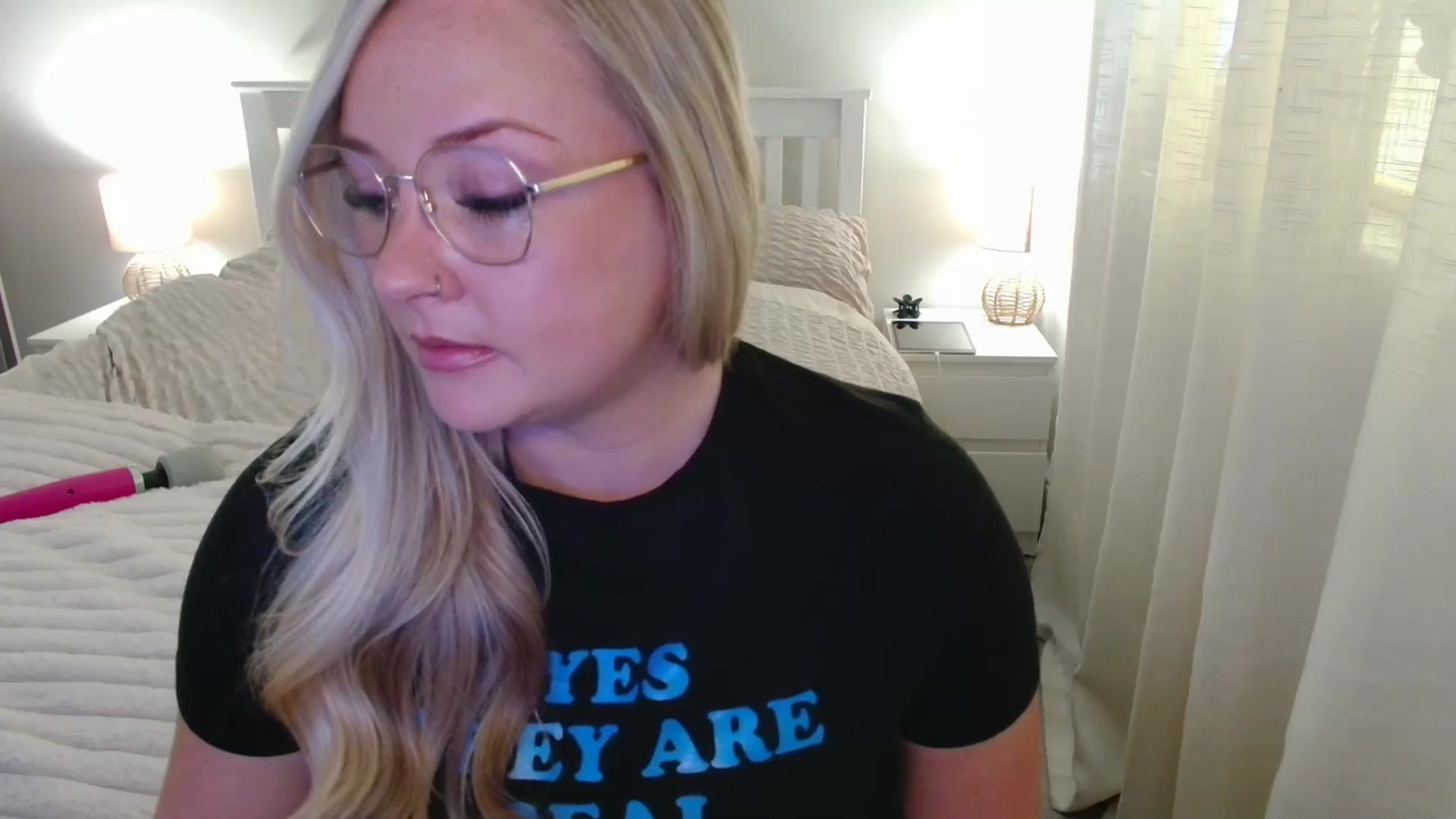 Gallery image thumbnail from AlexisBrookeX's myfreecams stream on, 09/28/2025, 15:33 image 3 of 20
