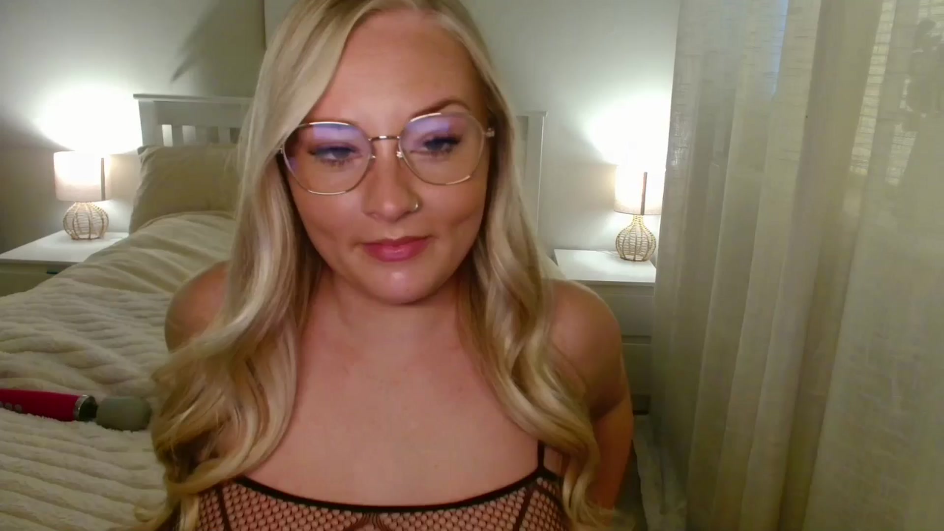 Gallery image thumbnail from AlexisBrookeX's myfreecams stream on, 10/10/2025, 15:03 image 19 of 20