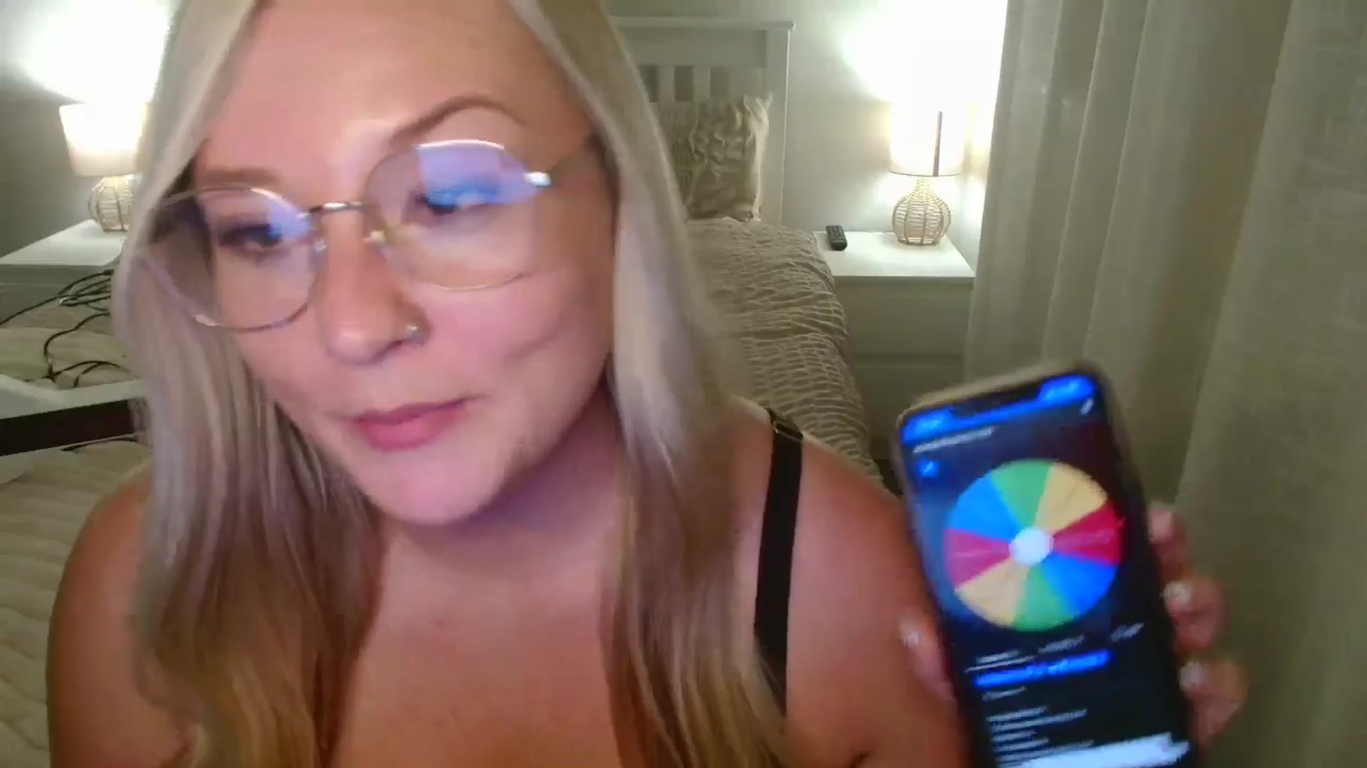 Gallery image thumbnail from AlexisBrookeX's myfreecams stream on, 10/18/2025, 24:11 image 17 of 20