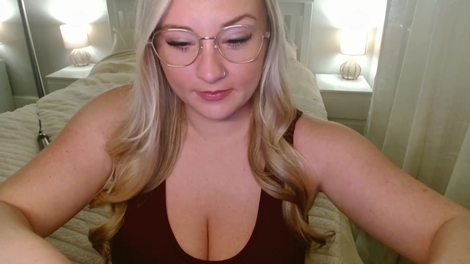 Gallery image thumbnail from AlexisBrookeX's myfreecams stream on, 11/14/2025, 15:02 image 2 of 20