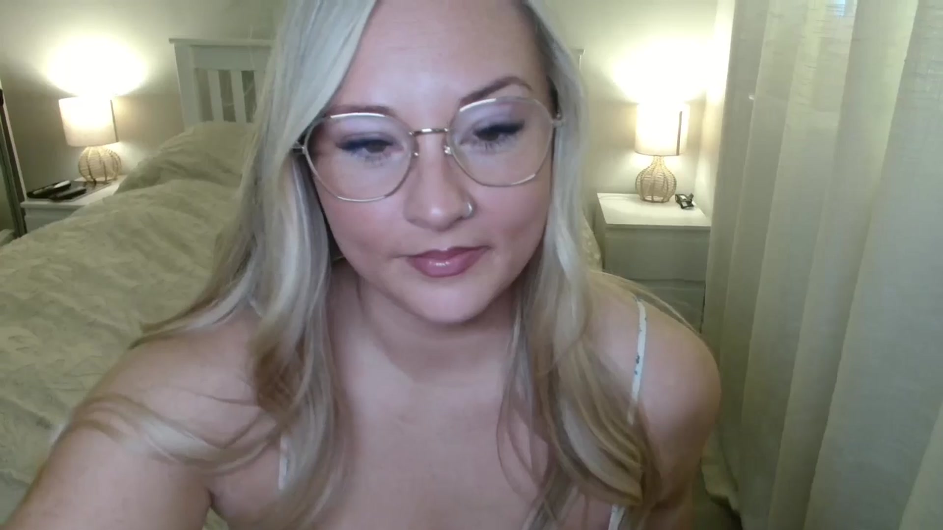 Gallery image thumbnail from AlexisBrookeX's myfreecams stream on, 03/02/2026, 15:48 image 3 of 20