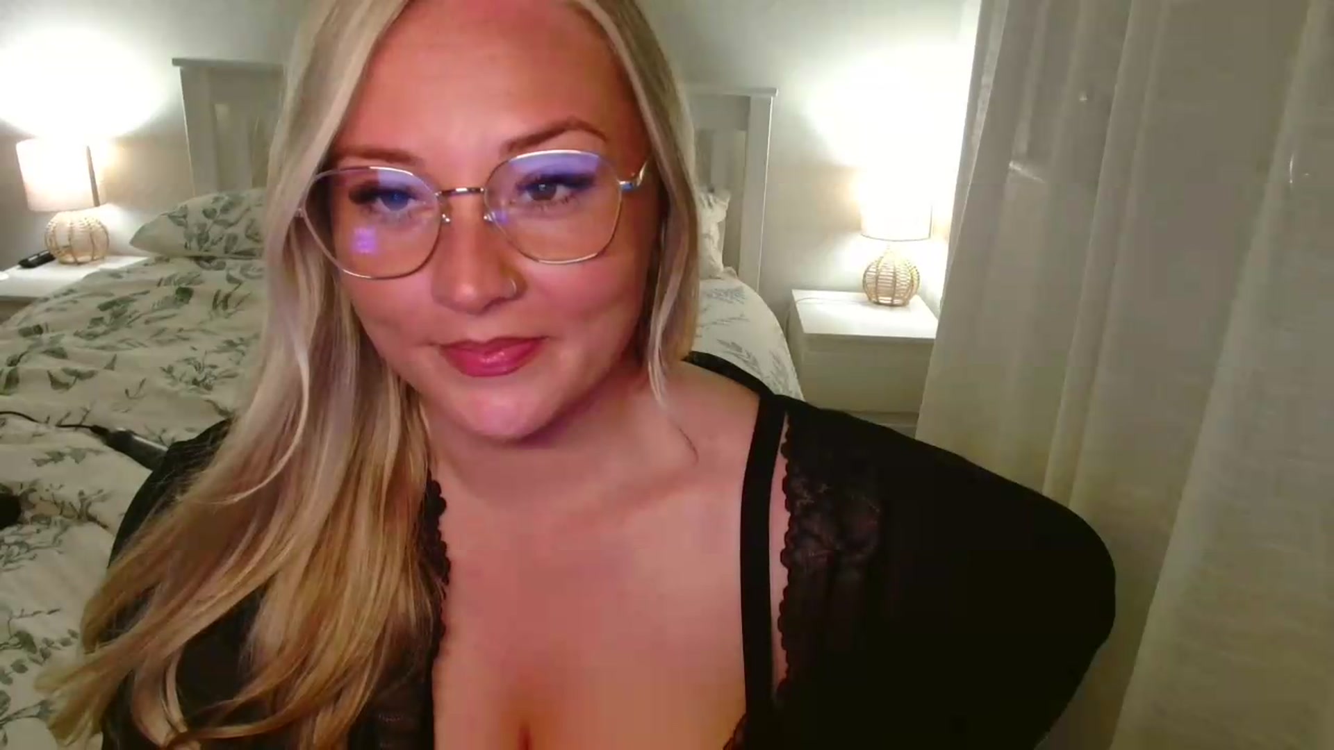 Gallery image thumbnail from AlexisBrookeX's myfreecams stream on, 05/01/2026, 21:51 image 13 of 20