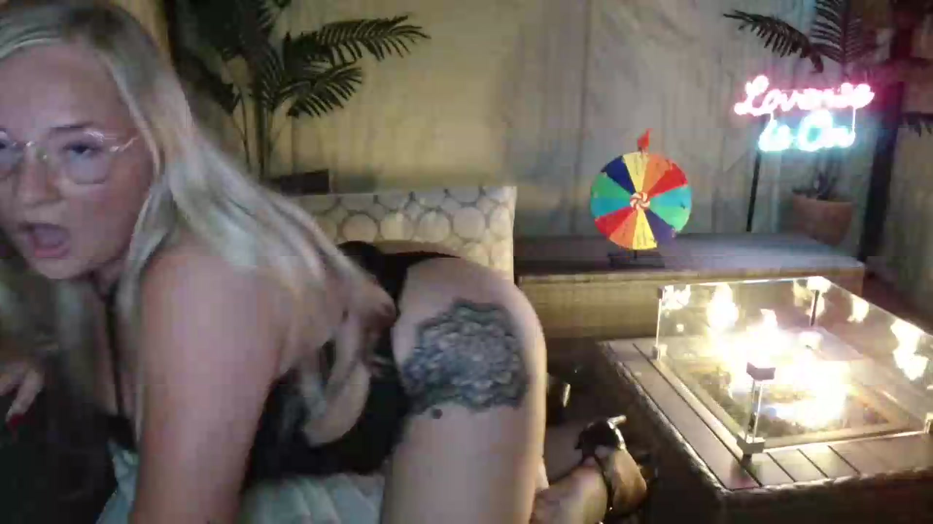 Gallery image thumbnail from AlexisBrookeX's myfreecams stream on, 07/10/2026, 22:48 image 10 of 20