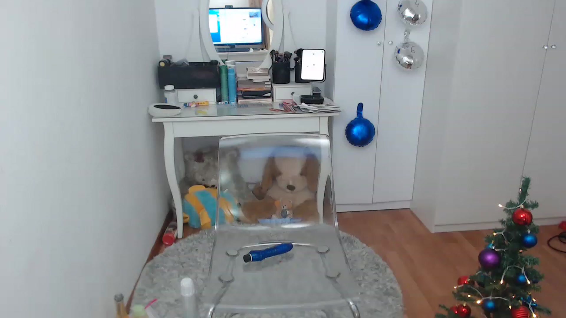 Gallery image thumbnail from AlexisJewel's myfreecams stream on, 12/31/2022, 11:42 image 15 of 20