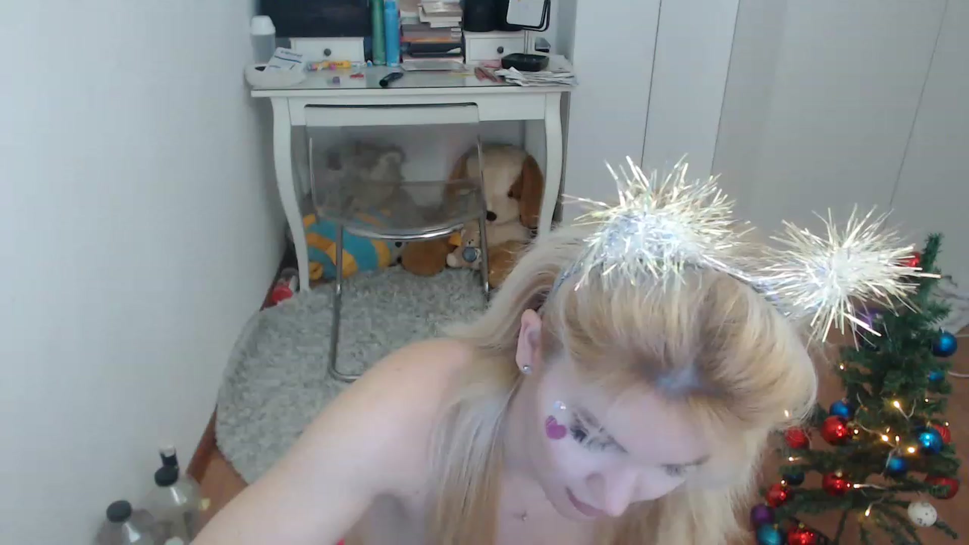 Gallery image thumbnail from AlexisJewel's myfreecams stream on, 01/07/2023, 09:22 image 2 of 20
