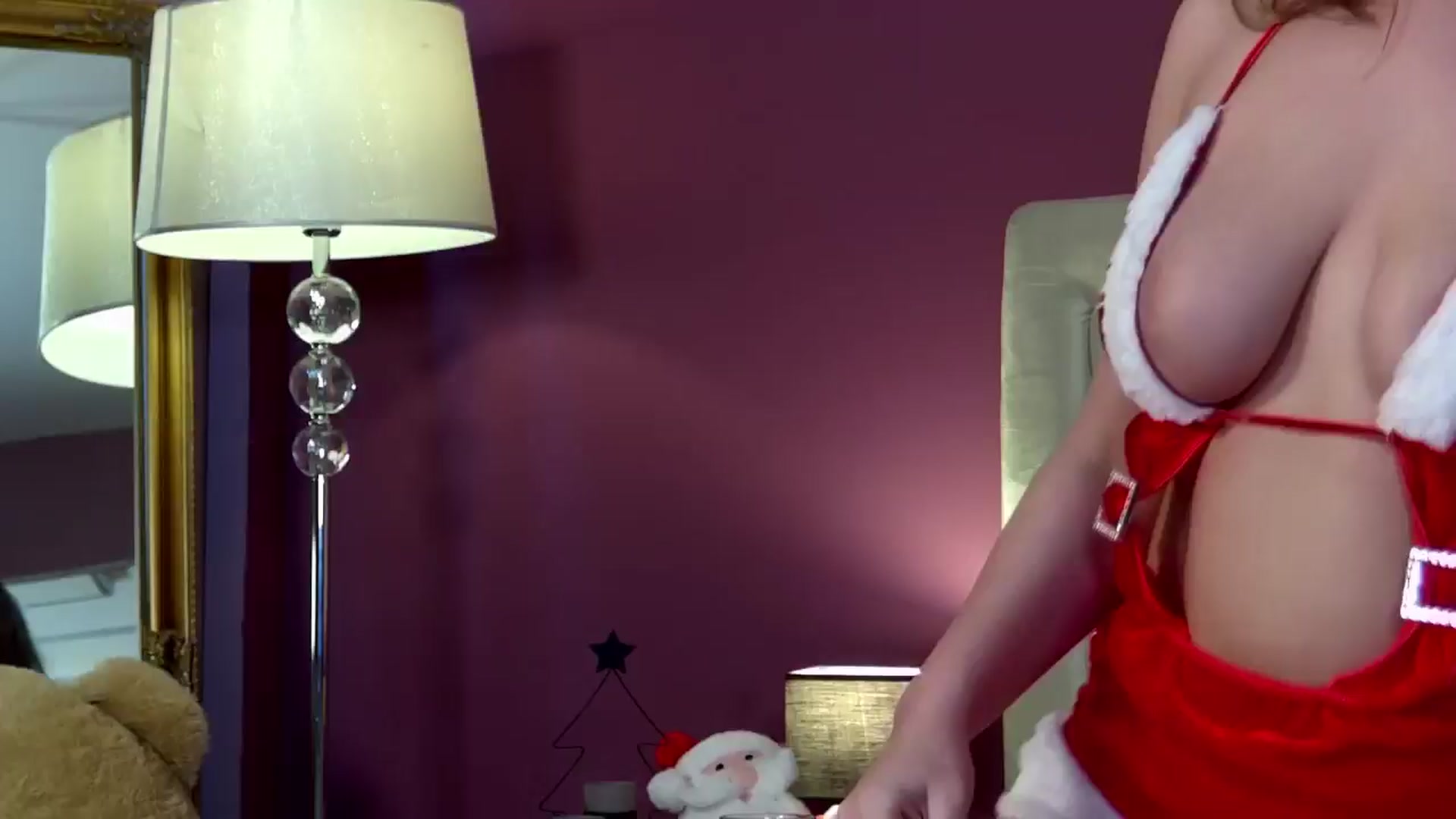Gallery image thumbnail from AlexisLove's myfreecams stream on, 12/25/2024, 13:00 image 12 of 20