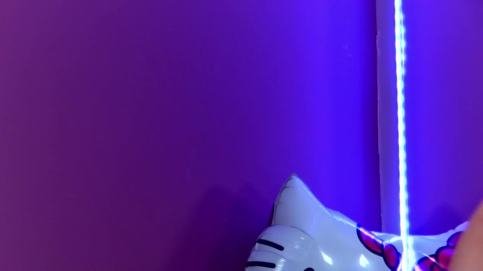 Gallery image thumbnail from AlexisLove's myfreecams stream on, 02/20/2025, 17:29 image 2 of 20