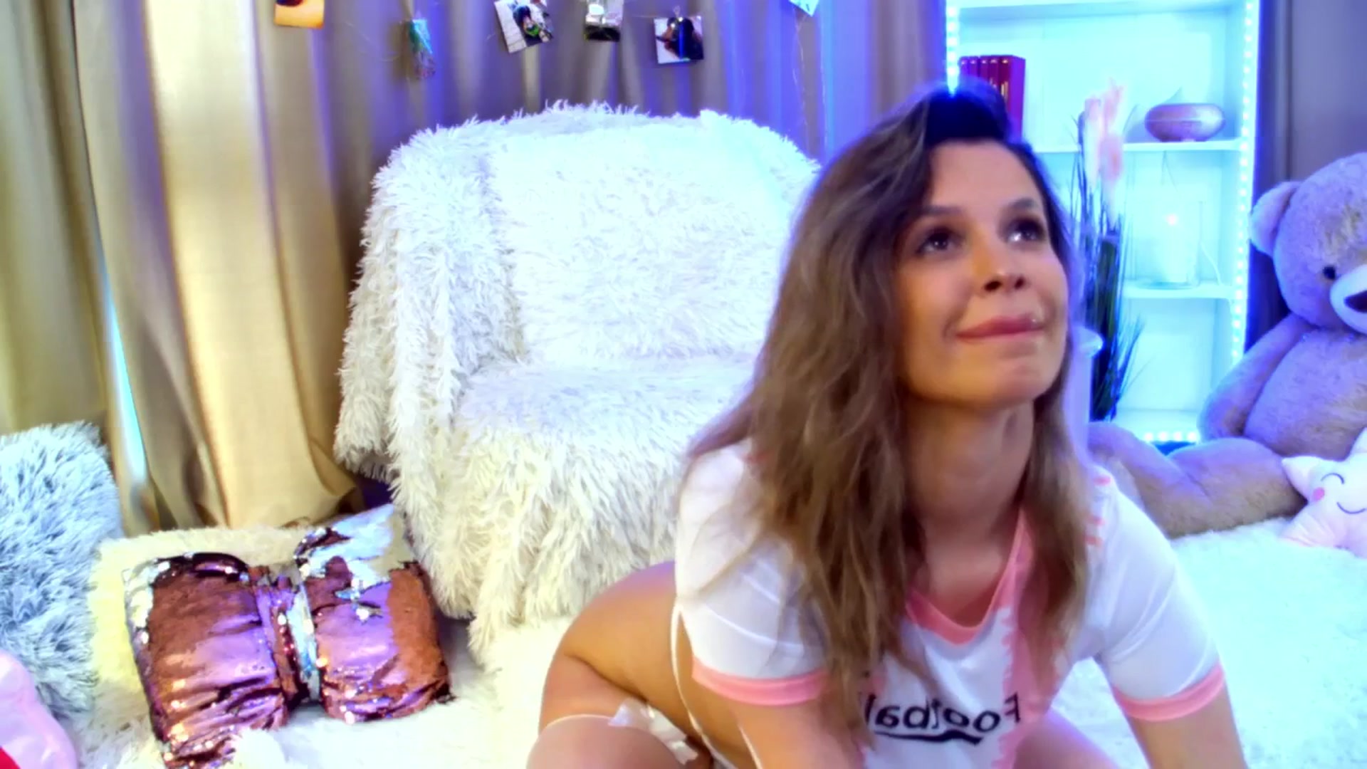 Gallery image thumbnail from AlexisLove's myfreecams stream on, 04/11/2025, 15:14 image 7 of 20